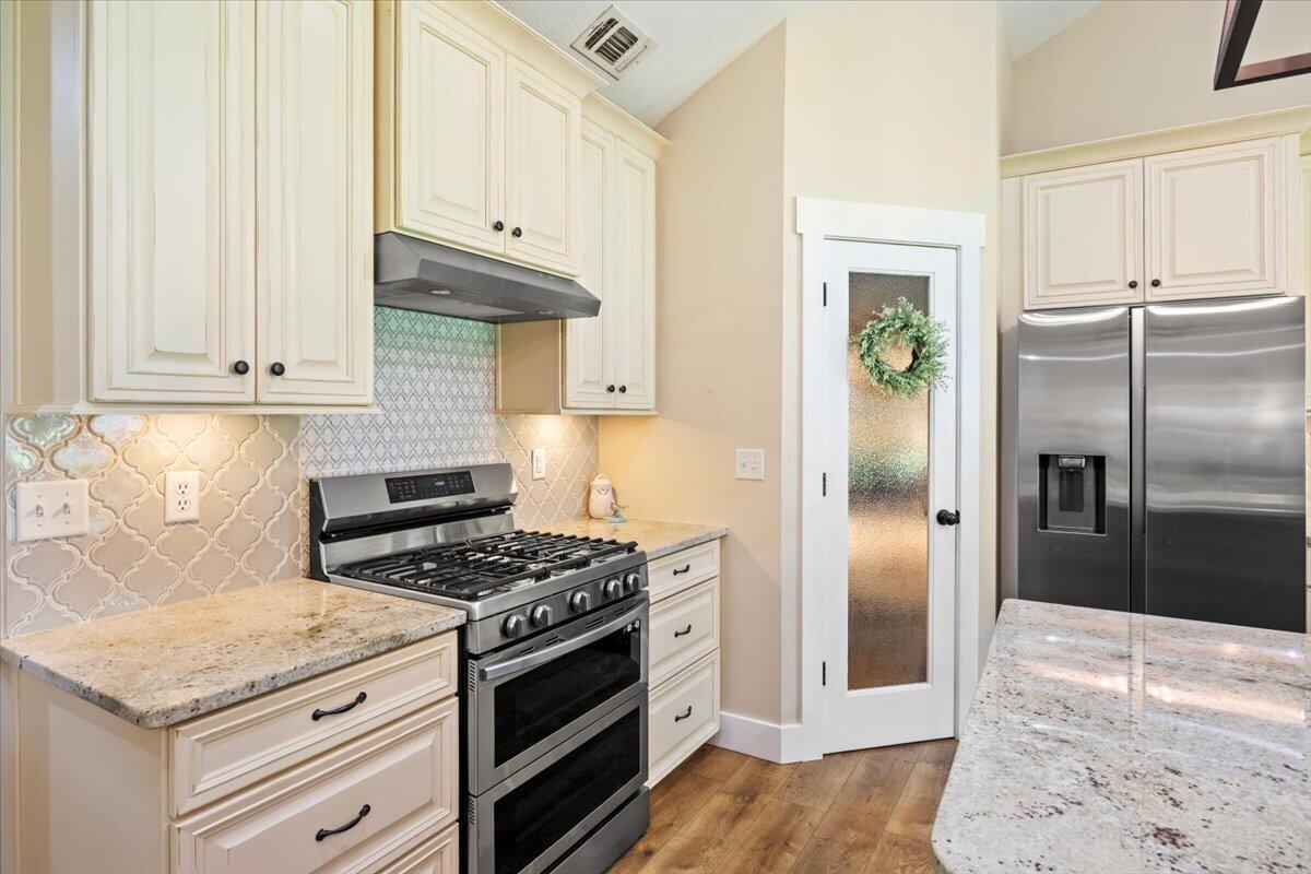 HIDDEN CREEK AT HOLLEY BY THE SEA - Residential