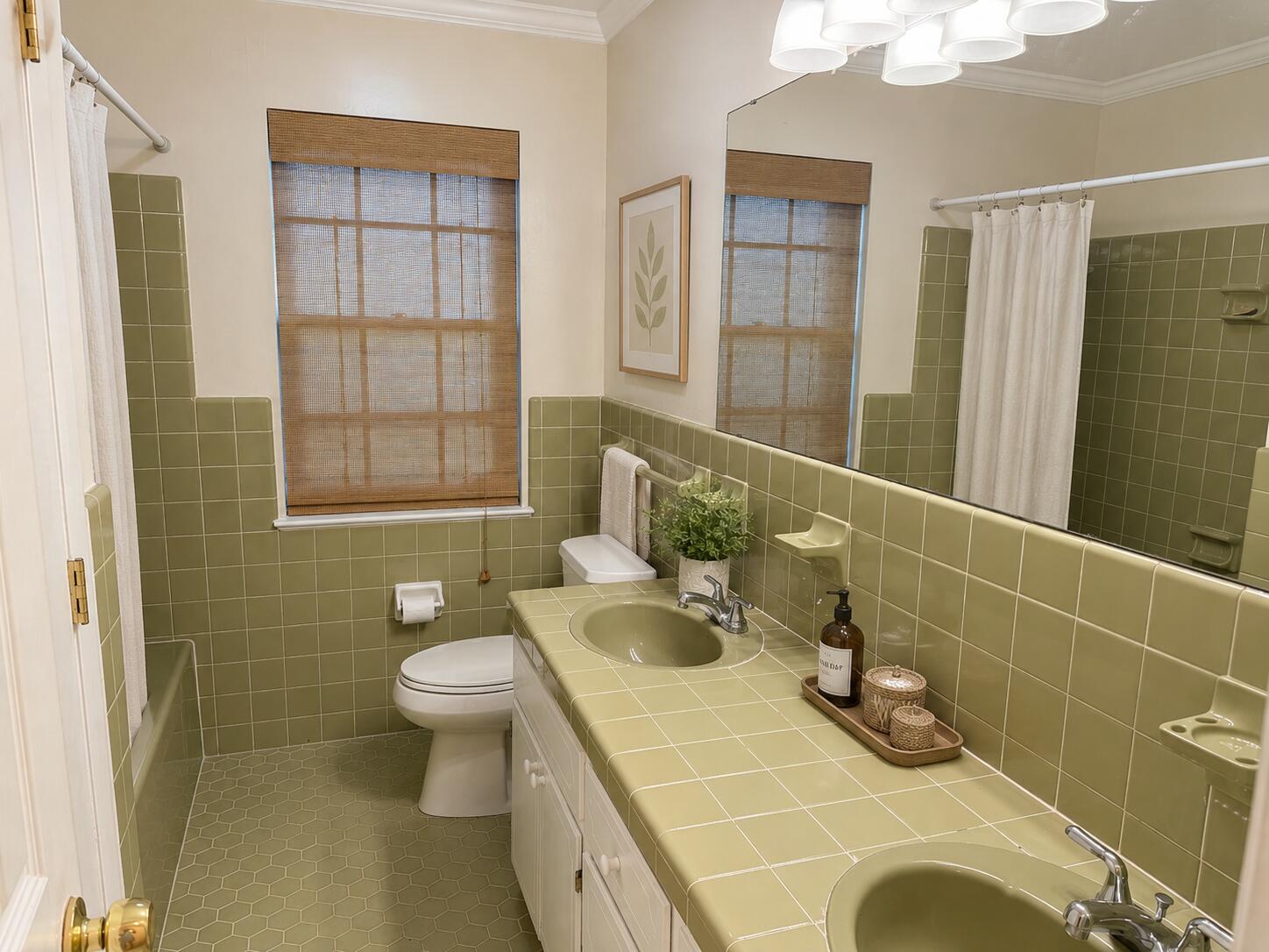 LAKE LORRAINE ESTATES - Residential Lease