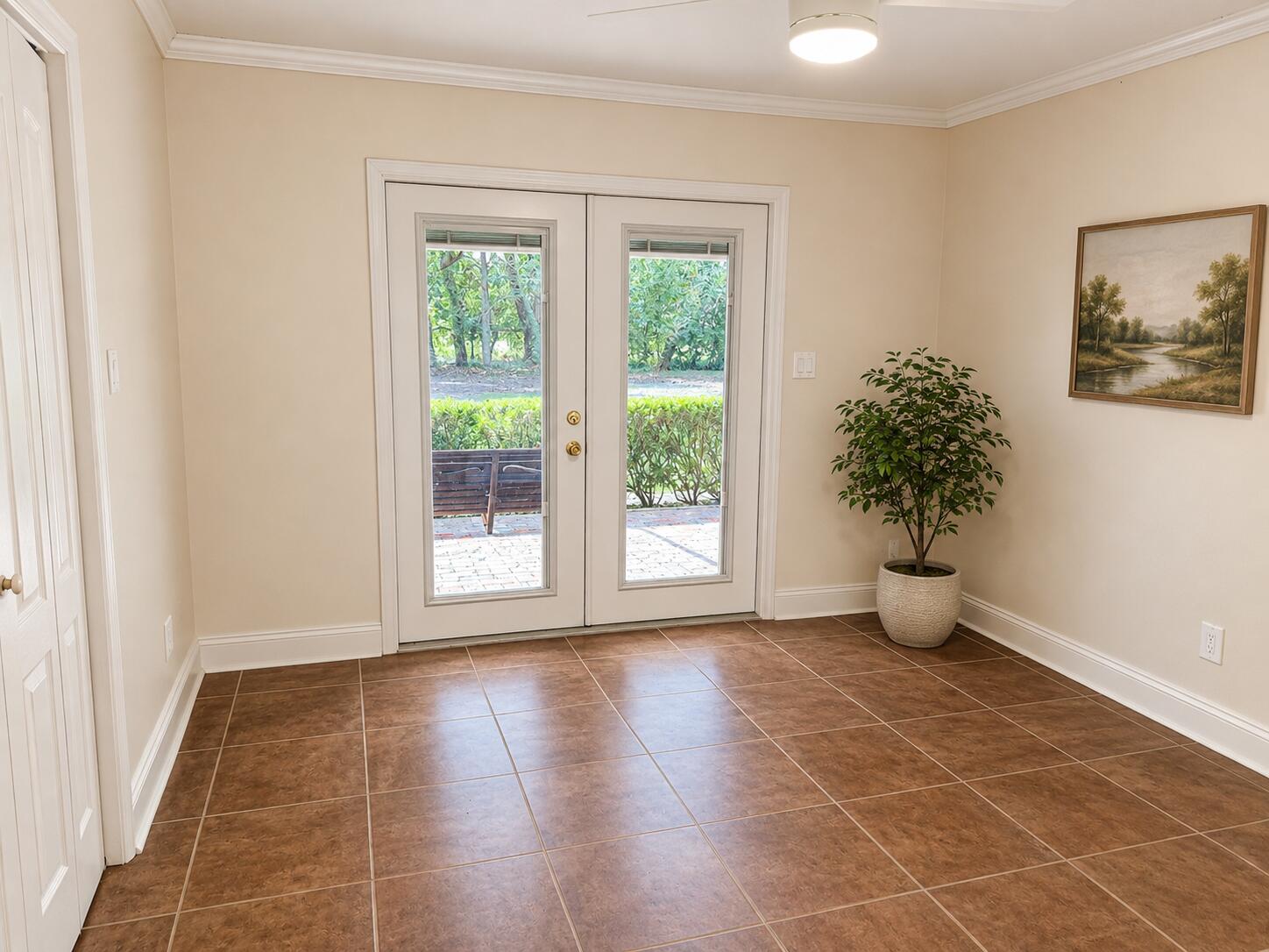 LAKE LORRAINE ESTATES - Residential Lease