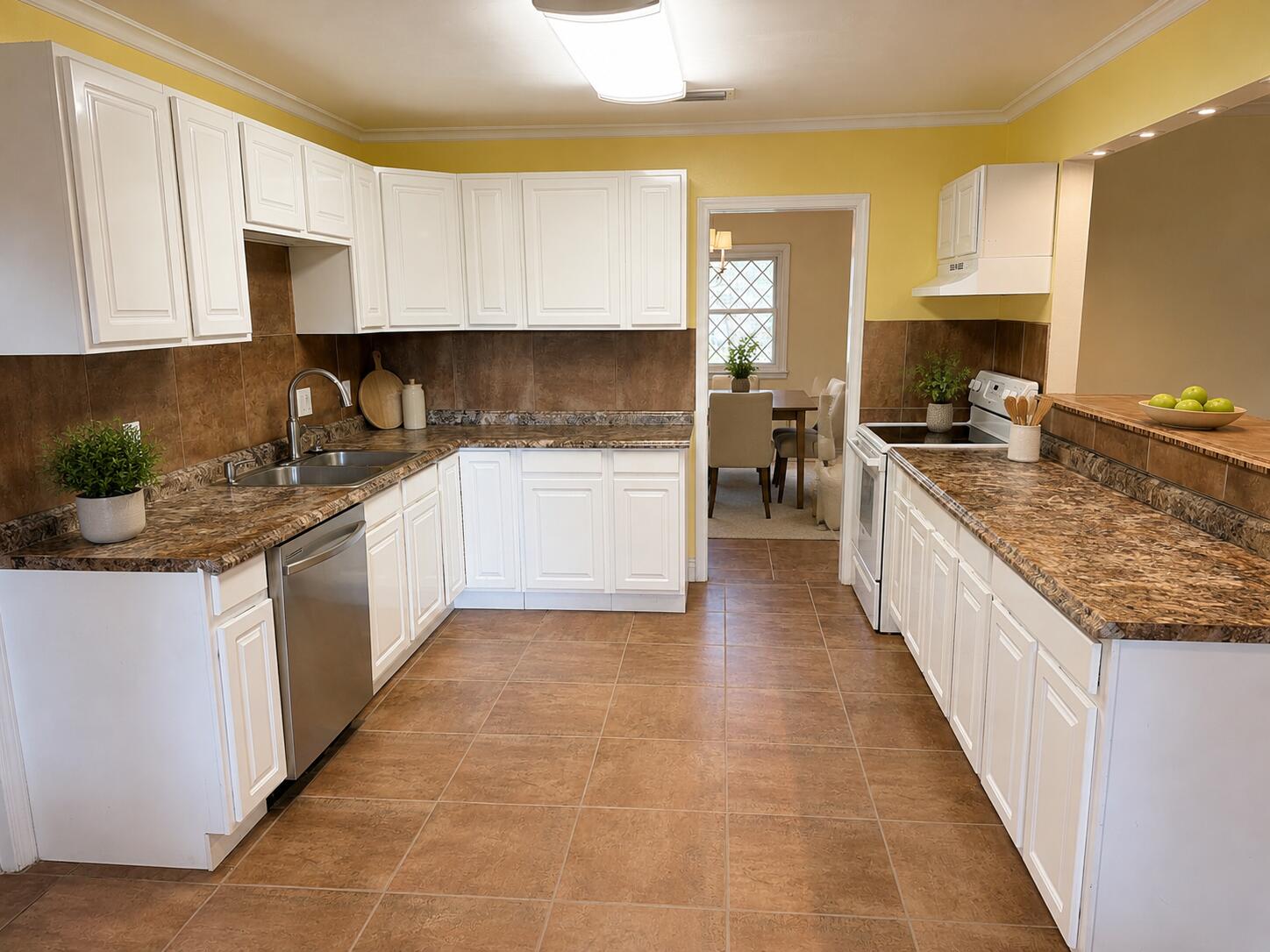 LAKE LORRAINE ESTATES - Residential Lease