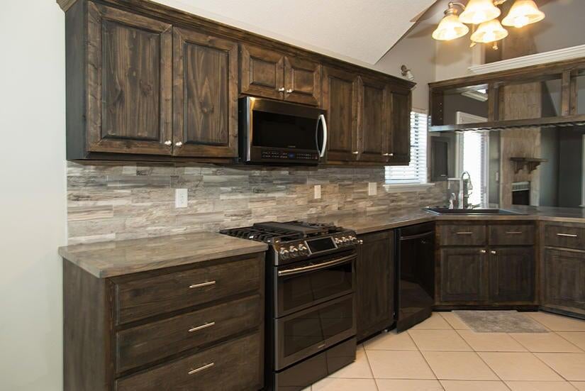 WINDMILL TERRACE - Residential Lease