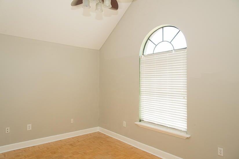 WINDMILL TERRACE - Residential Lease