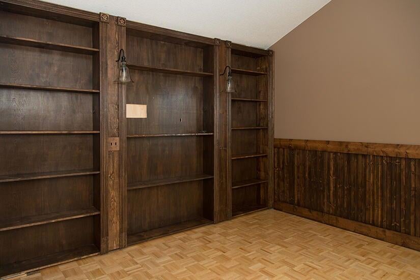 WINDMILL TERRACE - Residential Lease