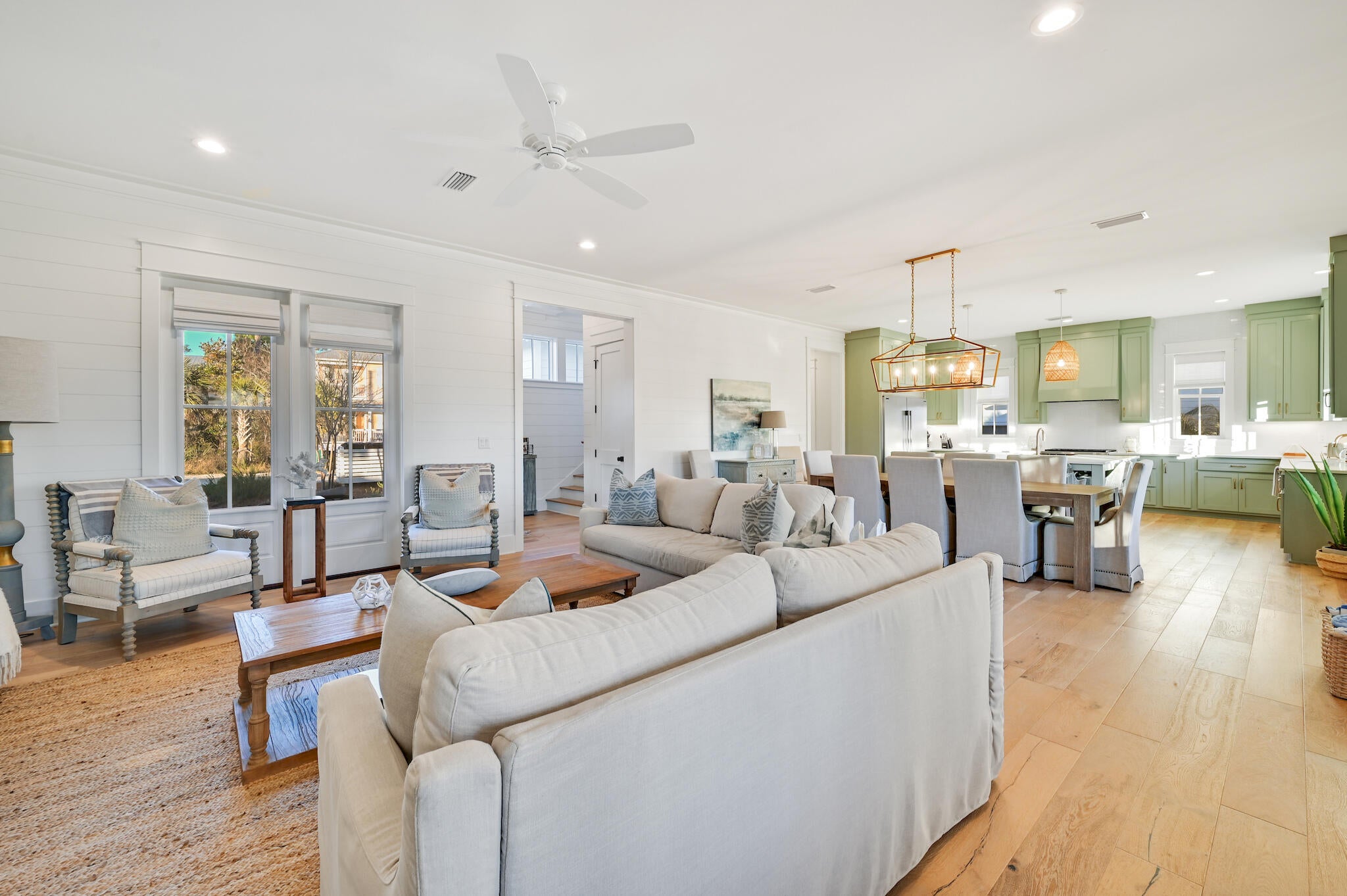 LOT 6 BLK A DUNE ALLEN 1ST ADDITION PB 2-78 OR 286-807 OR 3105-3105 OR 3243-242 - Residential