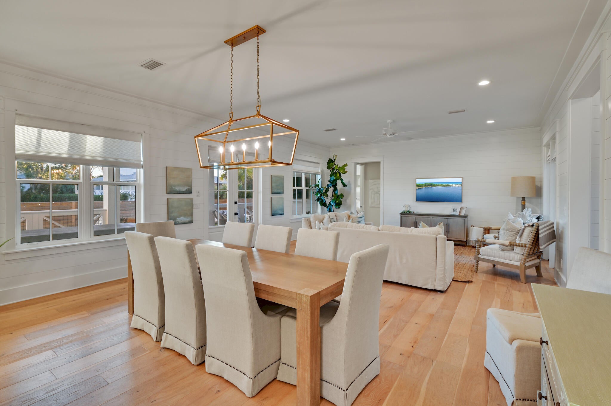 LOT 6 BLK A DUNE ALLEN 1ST ADDITION PB 2-78 OR 286-807 OR 3105-3105 OR 3243-242 - Residential