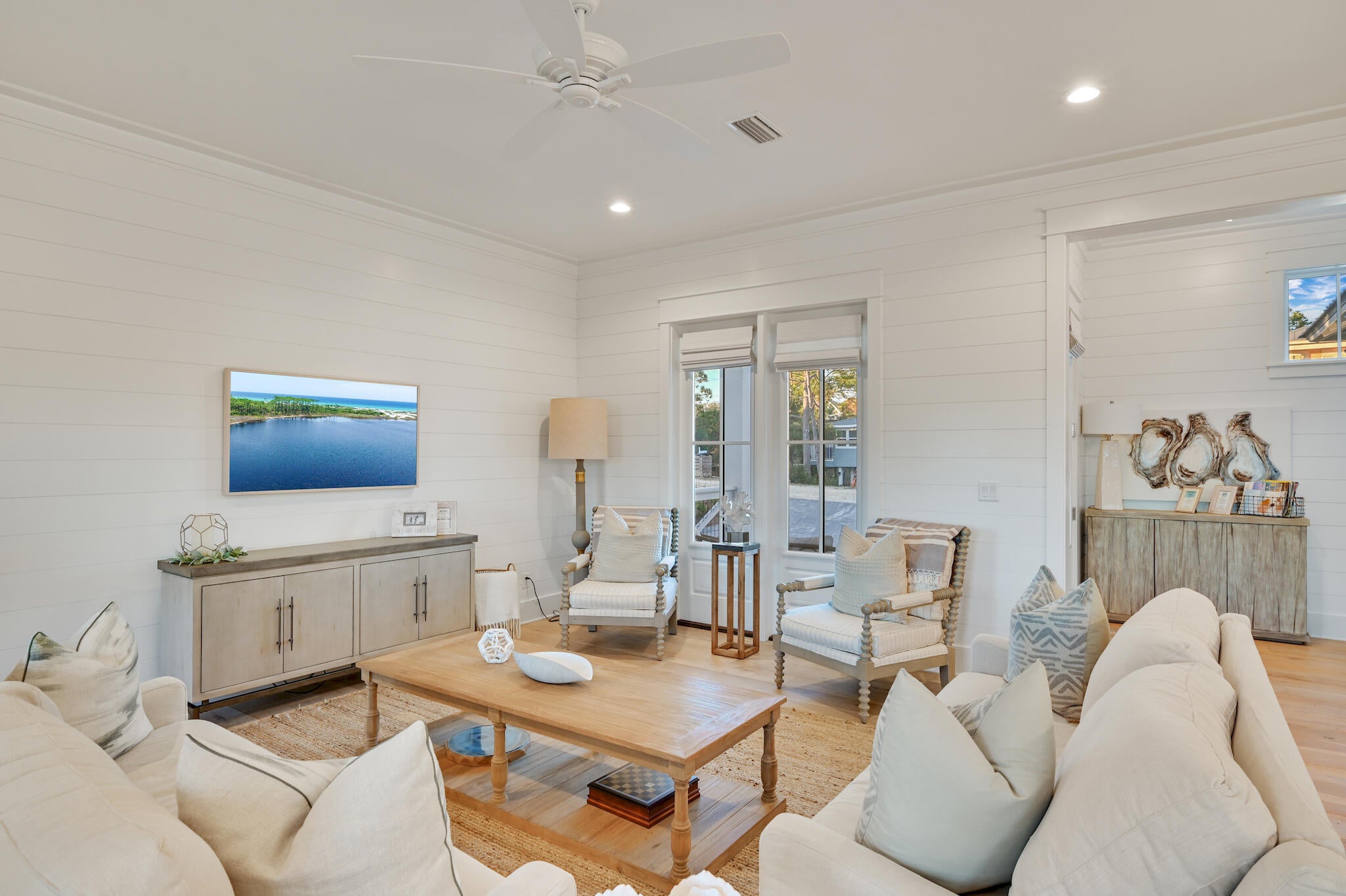 LOT 6 BLK A DUNE ALLEN 1ST ADDITION PB 2-78 OR 286-807 OR 3105-3105 OR 3243-242 - Residential