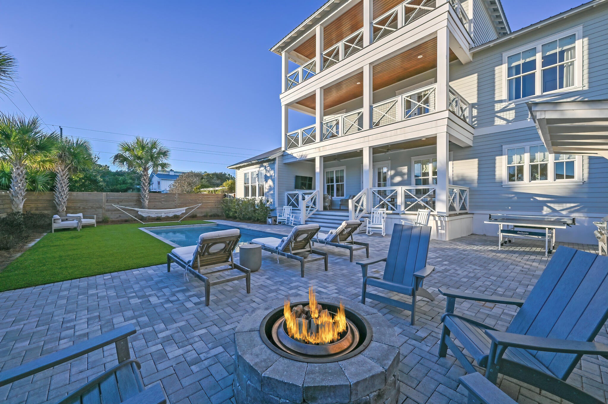 LOT 6 BLK A DUNE ALLEN 1ST ADDITION PB 2-78 OR 286-807 OR 3105-3105 OR 3243-242 - Residential