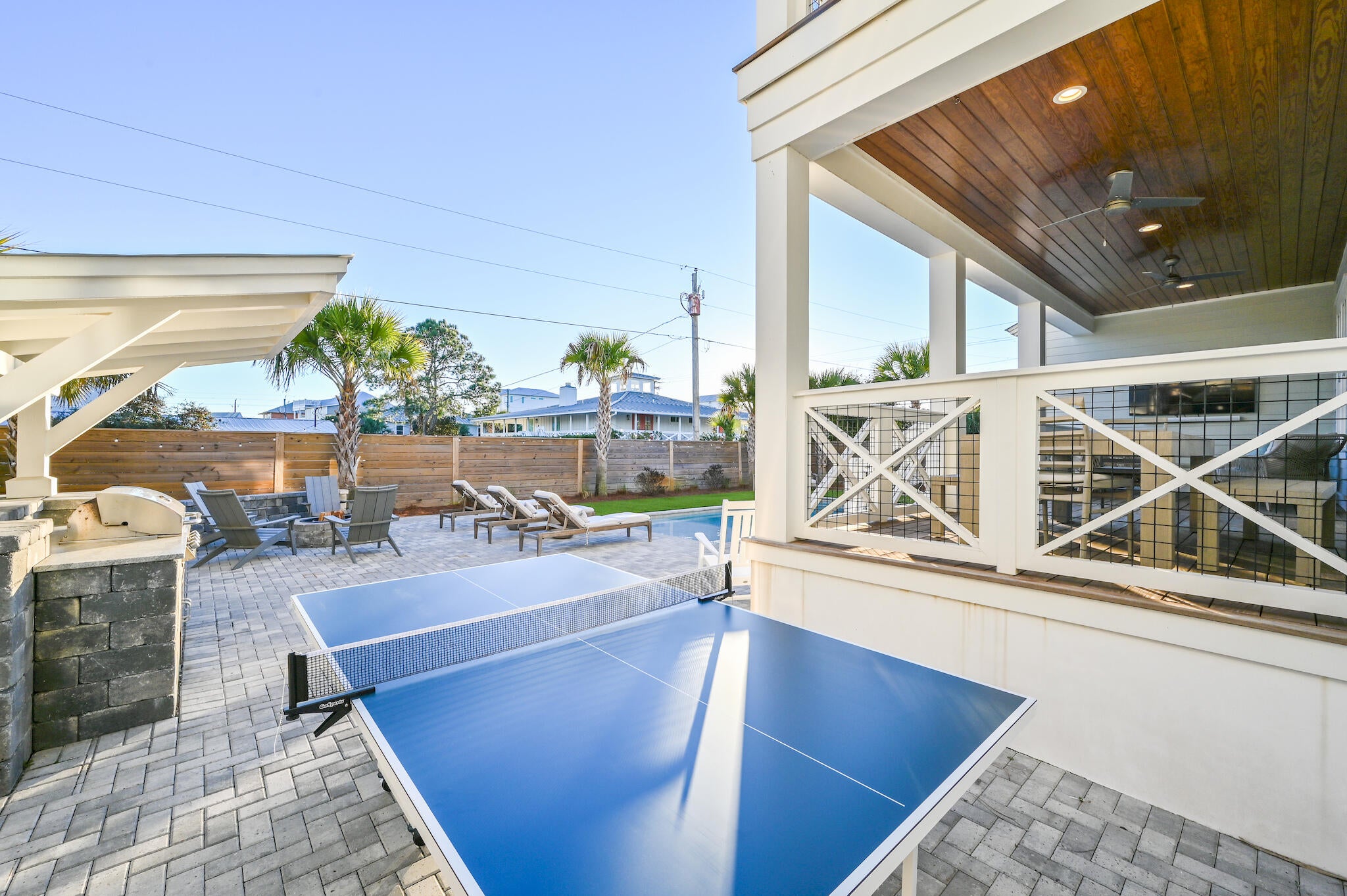 LOT 6 BLK A DUNE ALLEN 1ST ADDITION PB 2-78 OR 286-807 OR 3105-3105 OR 3243-242 - Residential