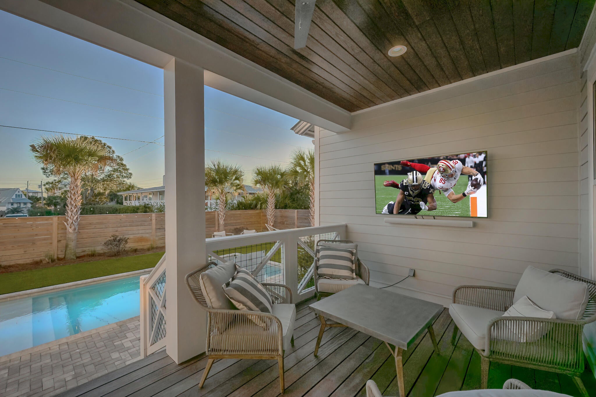 LOT 6 BLK A DUNE ALLEN 1ST ADDITION PB 2-78 OR 286-807 OR 3105-3105 OR 3243-242 - Residential