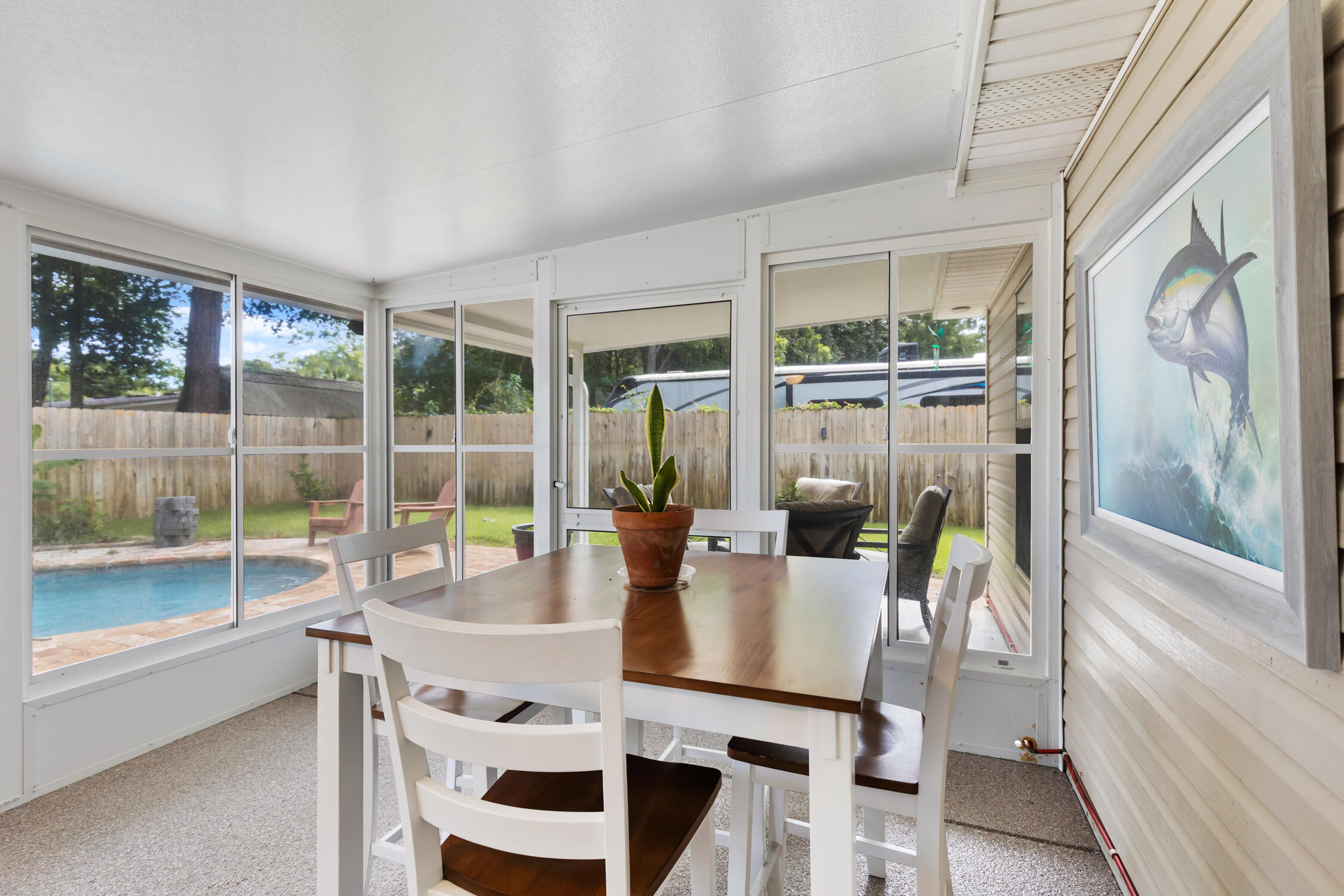 GARNIERS BEACH 6TH - Residential
