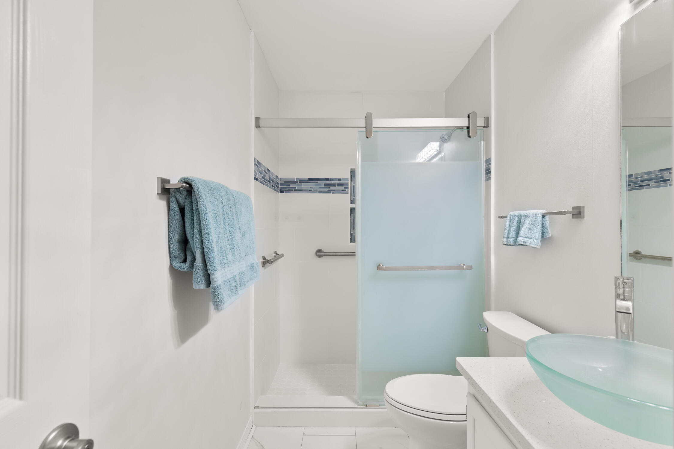 GARNIERS BEACH 6TH - Residential