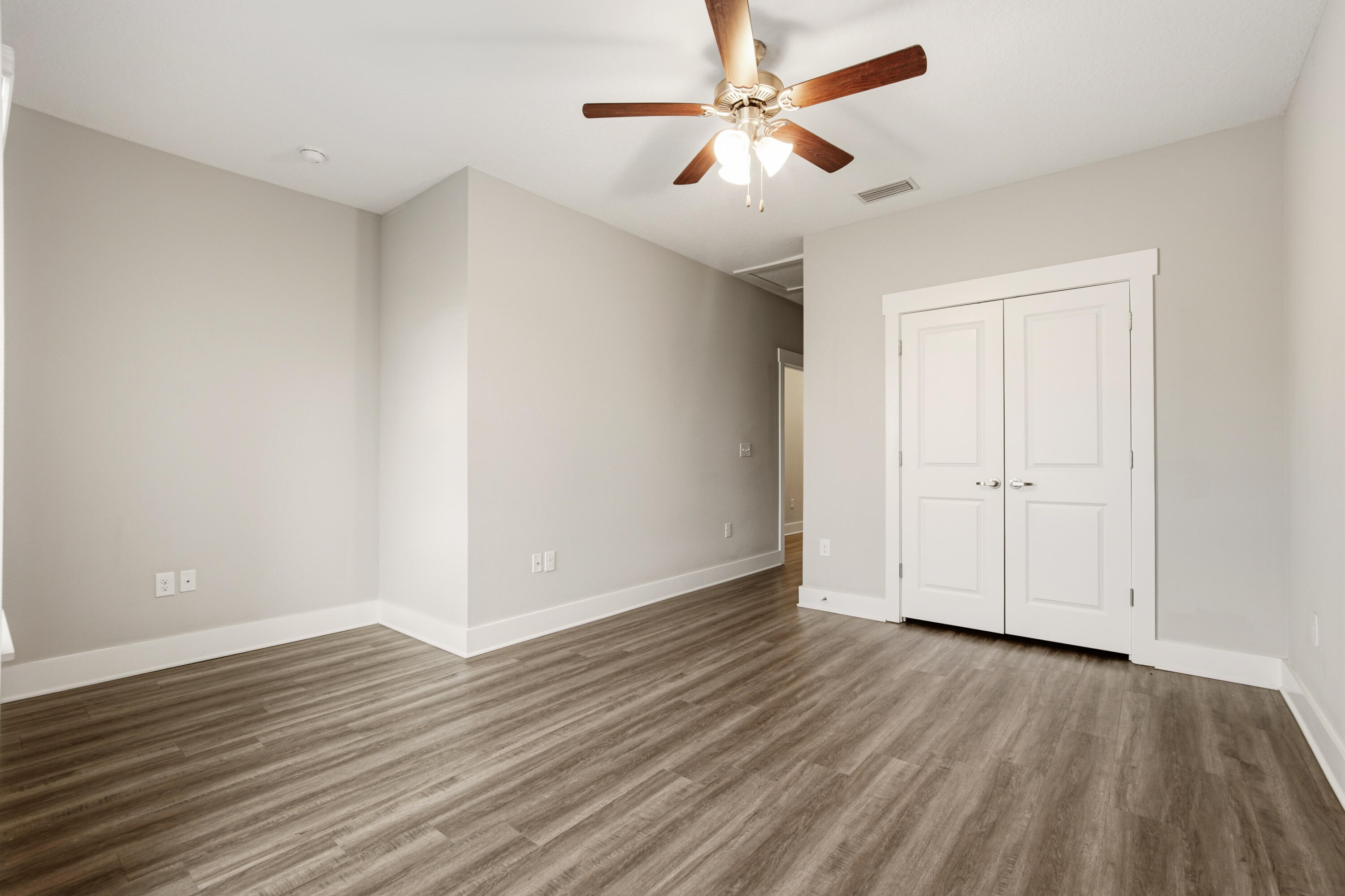 VERANDAS AT FREEPORT - Residential