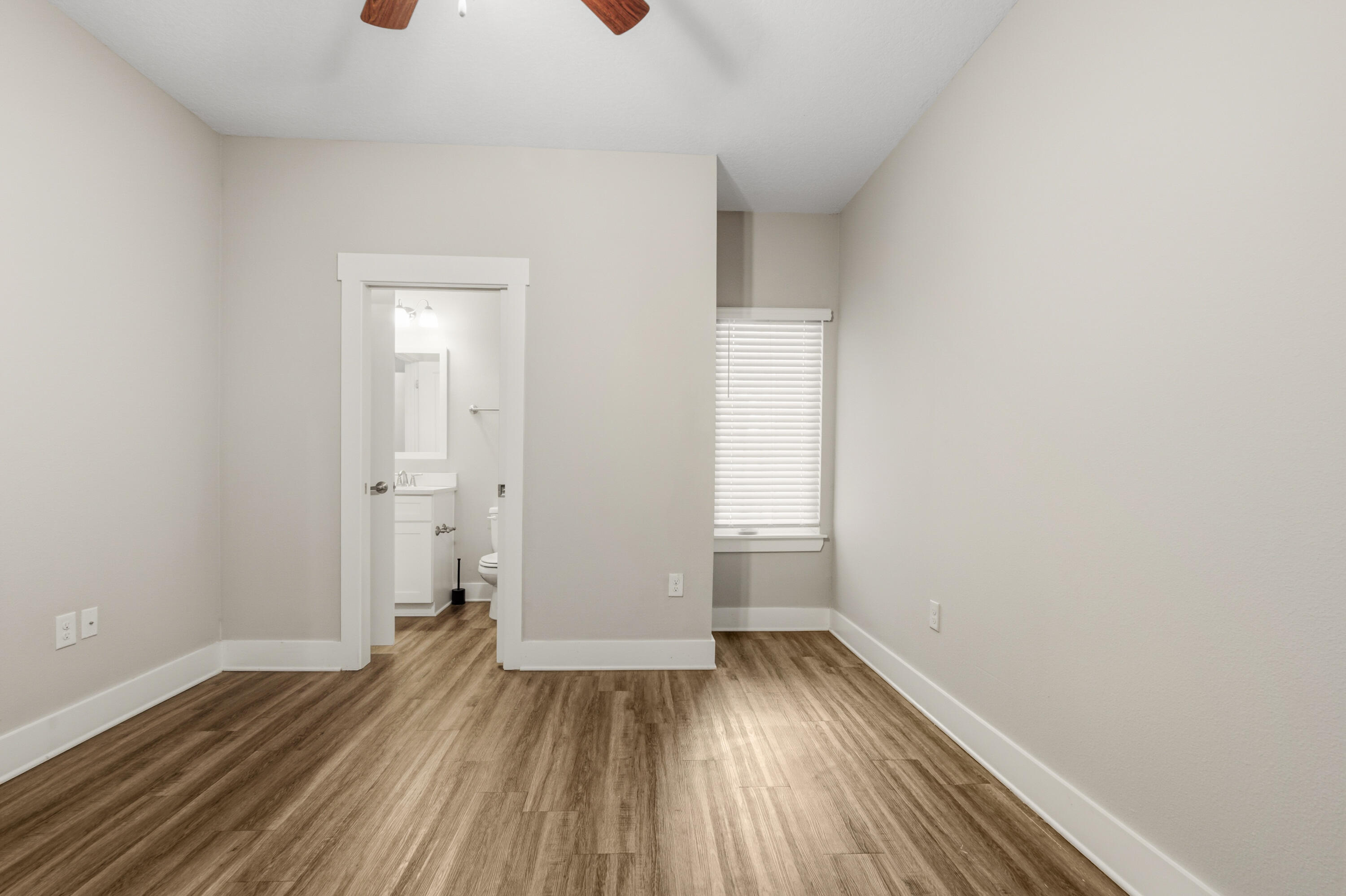 VERANDAS AT FREEPORT - Residential