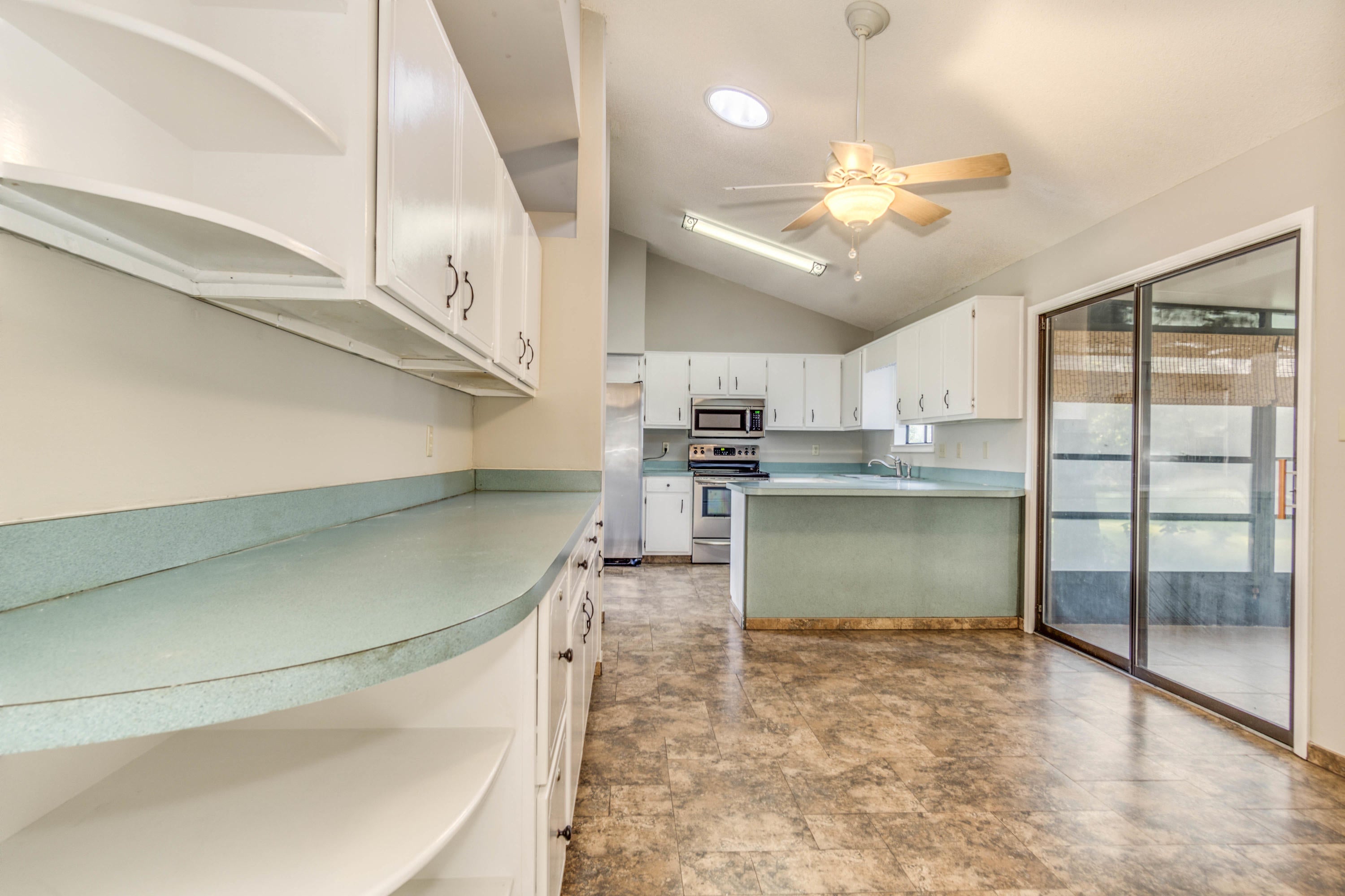 HOLLEY BY THE SEA - Residential