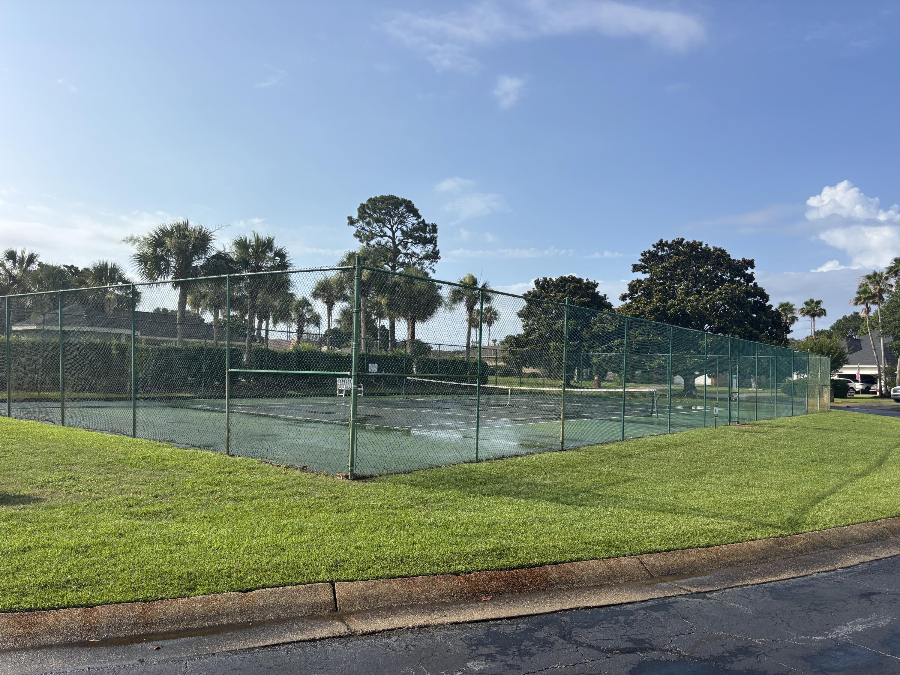 BAYSIDE - Residential Lease