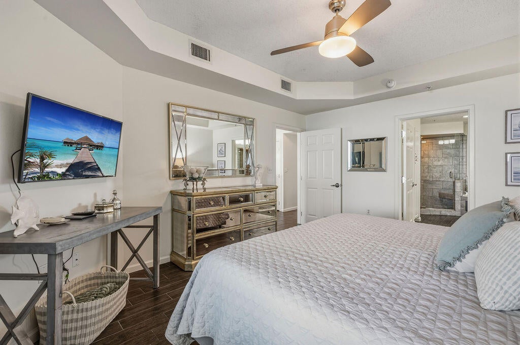 CRESCENT AT MIRAMAR BEACH THE - Residential