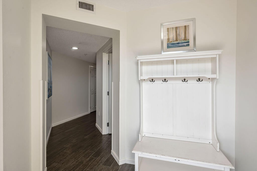 CRESCENT AT MIRAMAR BEACH THE - Residential