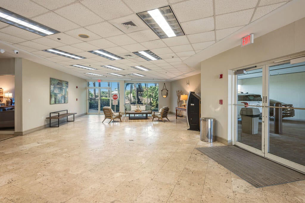 CRESCENT AT MIRAMAR BEACH THE - Residential