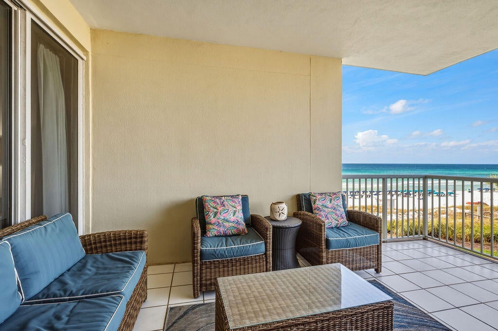 CRESCENT AT MIRAMAR BEACH THE - Residential