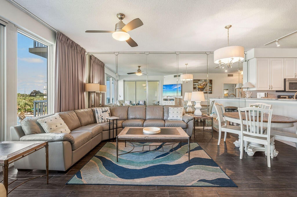 CRESCENT AT MIRAMAR BEACH THE - Residential