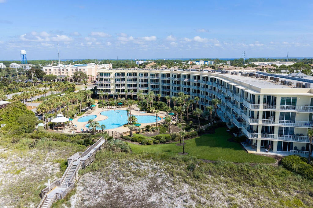 CRESCENT AT MIRAMAR BEACH THE - Residential