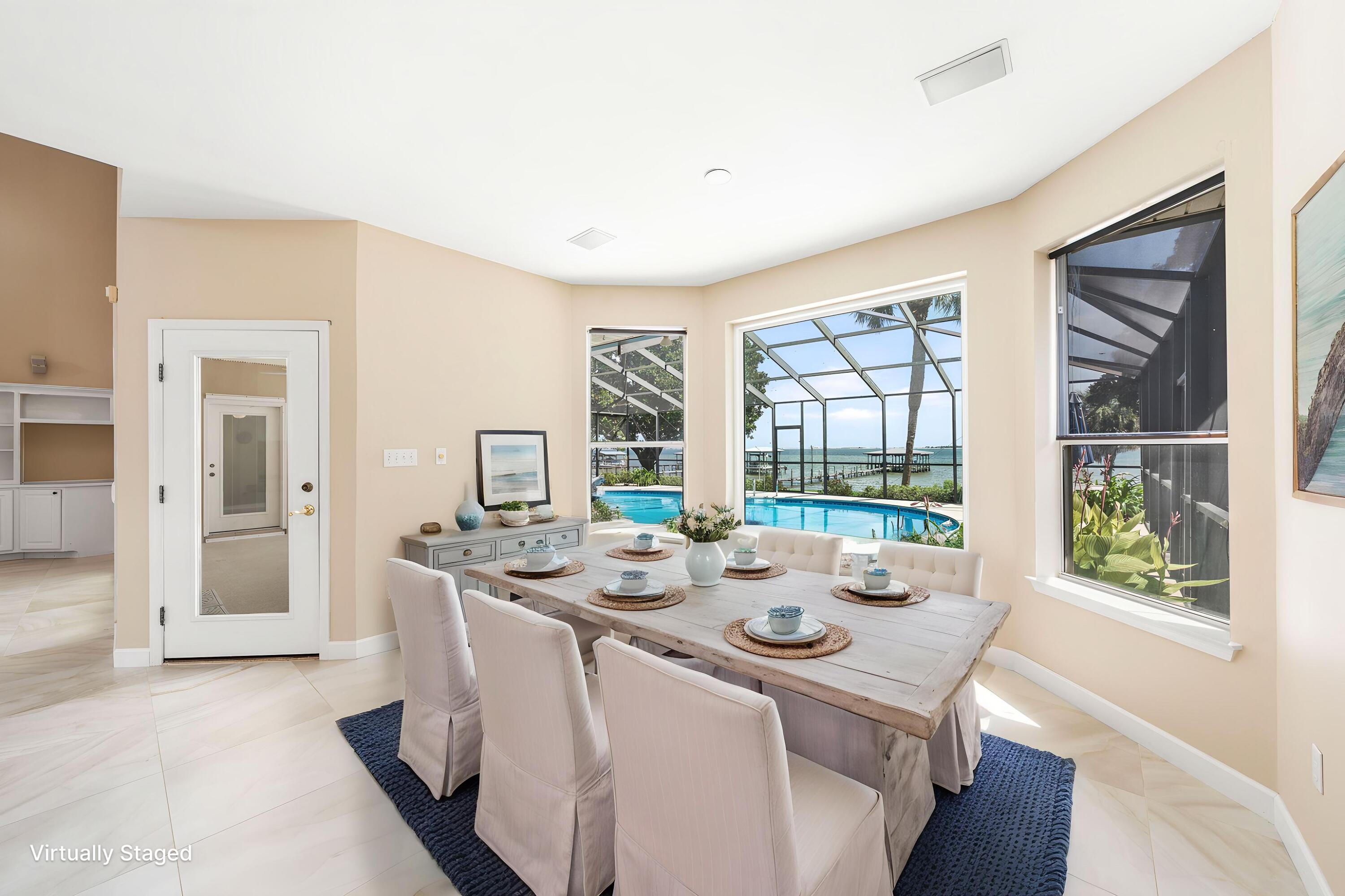 CRESCENT III - Residential