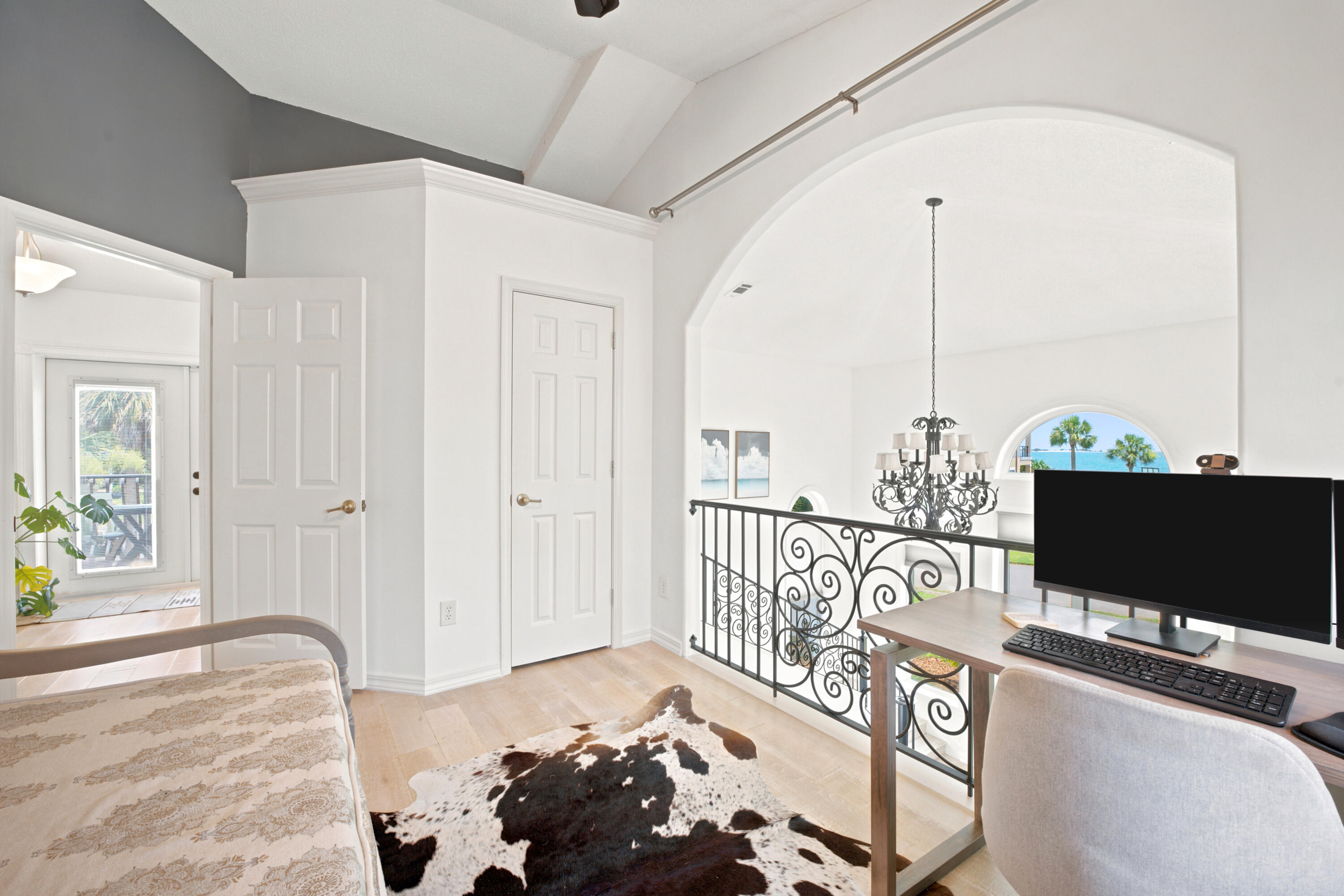 RIVIERA BEACH - Residential