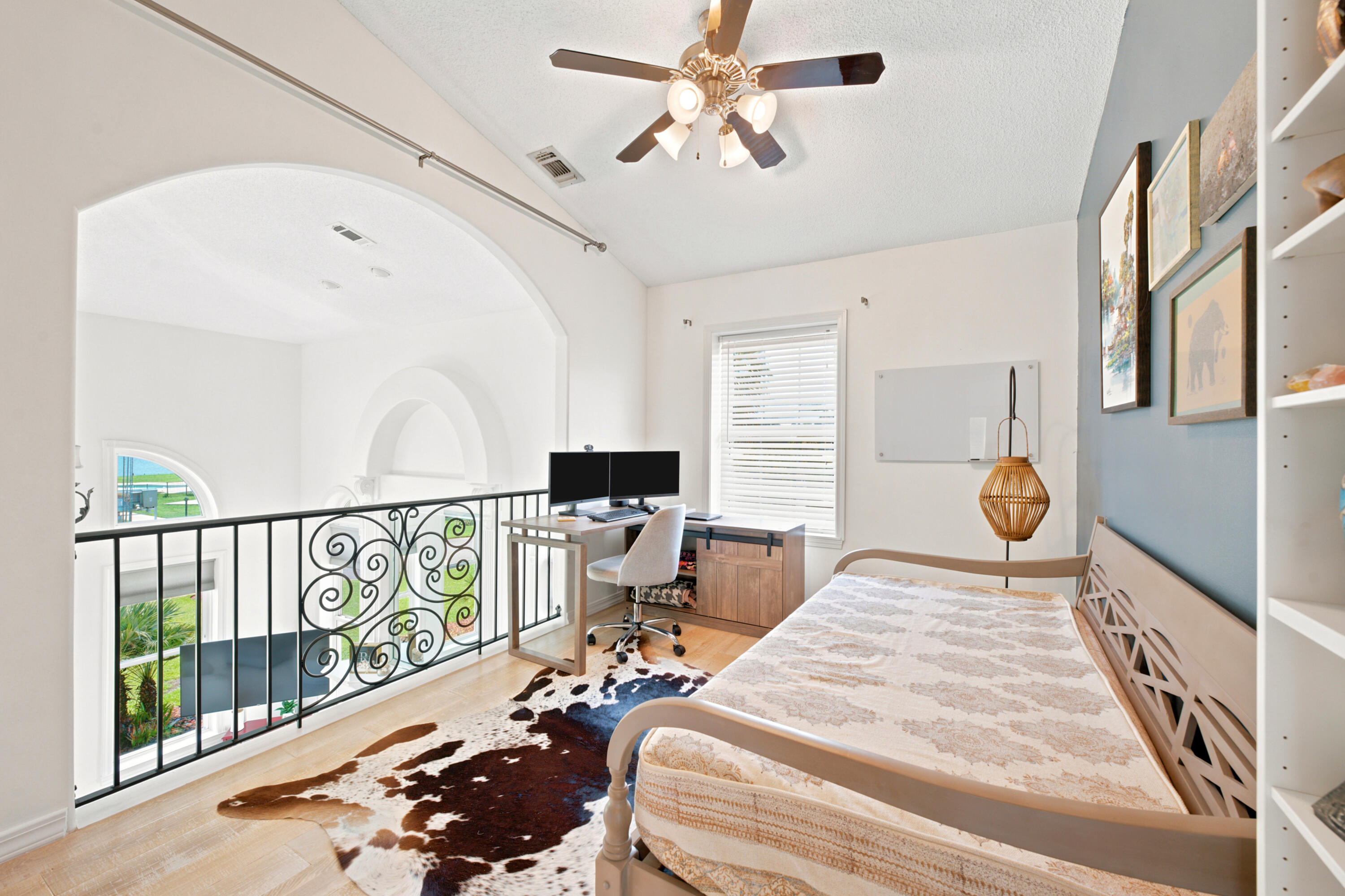 RIVIERA BEACH - Residential