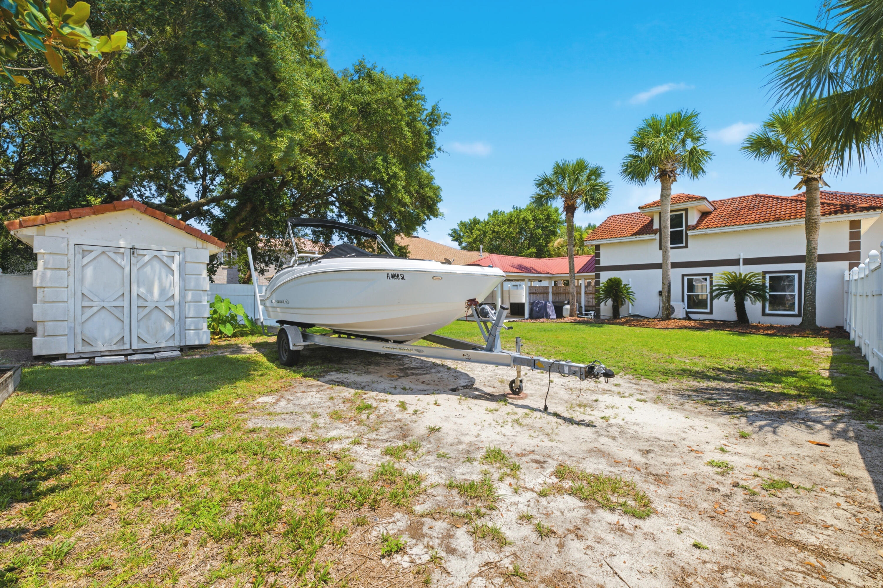 RIVIERA BEACH - Residential