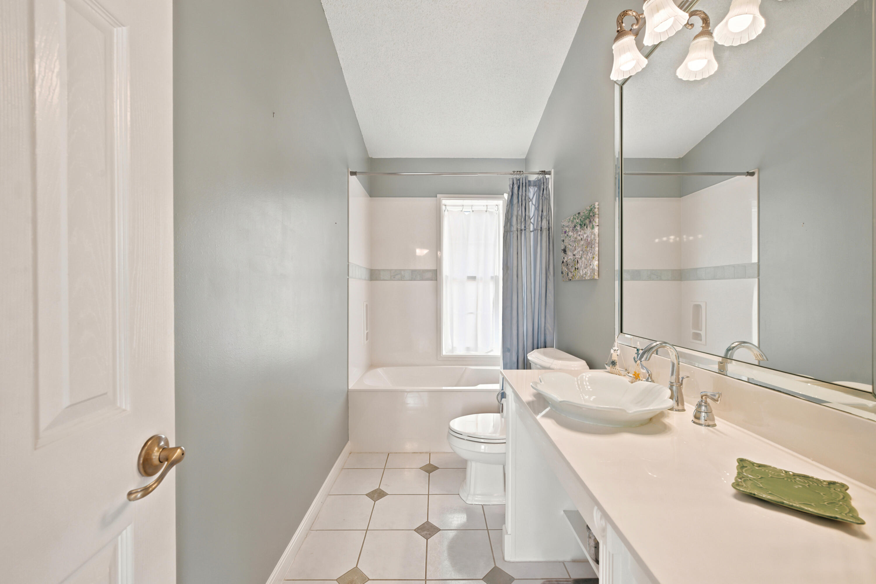 RIVIERA BEACH - Residential