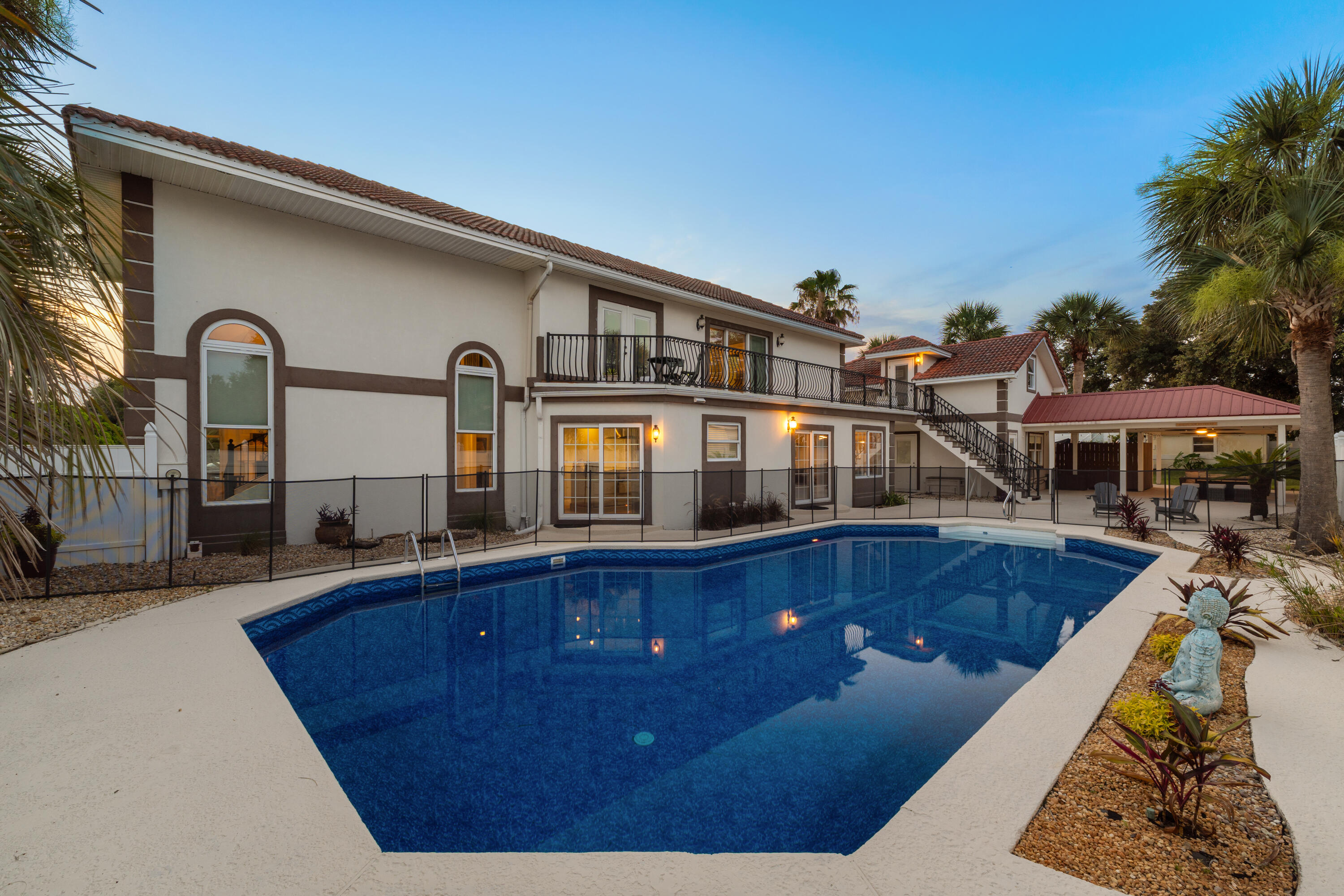 RIVIERA BEACH - Residential