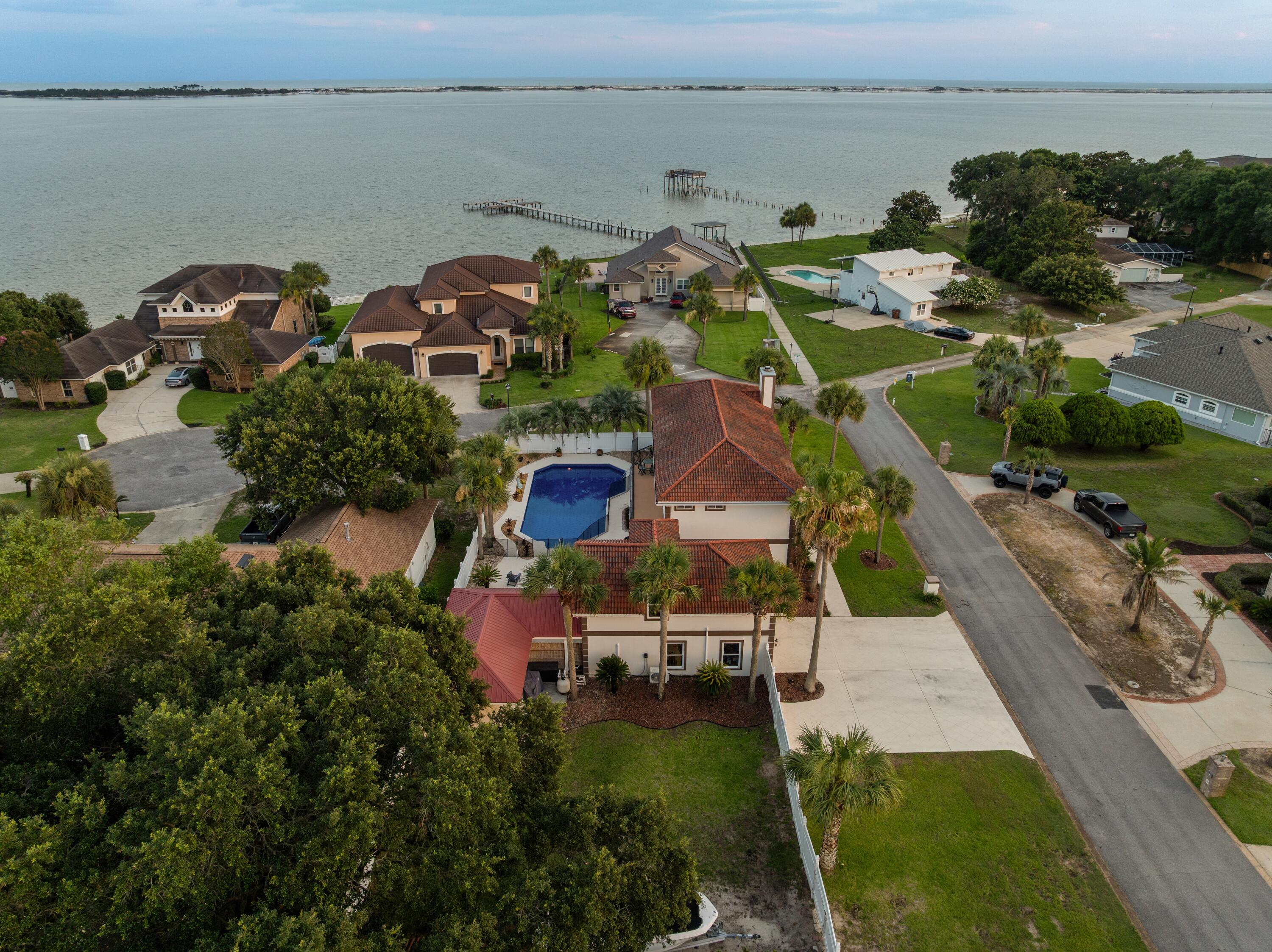 RIVIERA BEACH - Residential