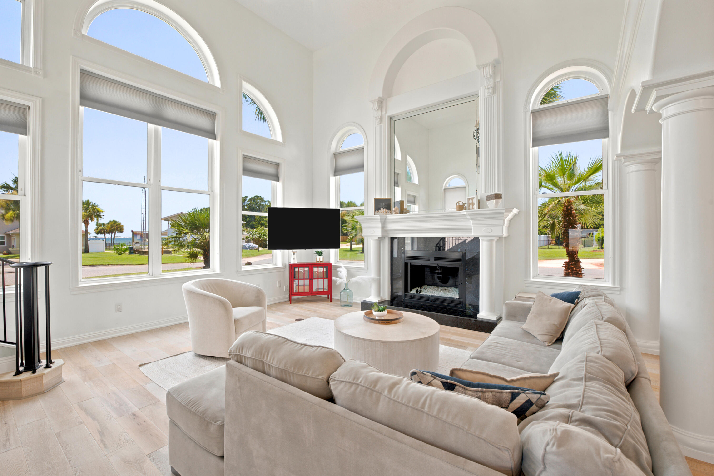 RIVIERA BEACH - Residential