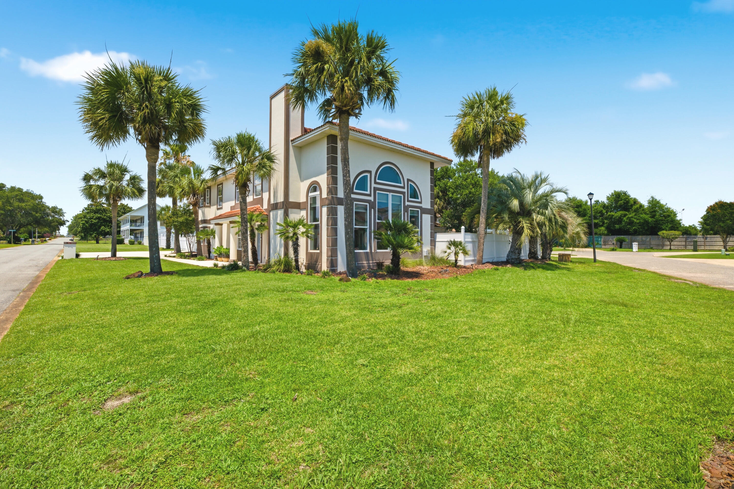 RIVIERA BEACH - Residential