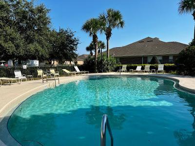DIAMOND LAKES - Residential