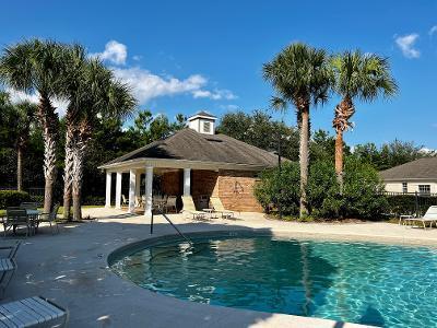 DIAMOND LAKES - Residential