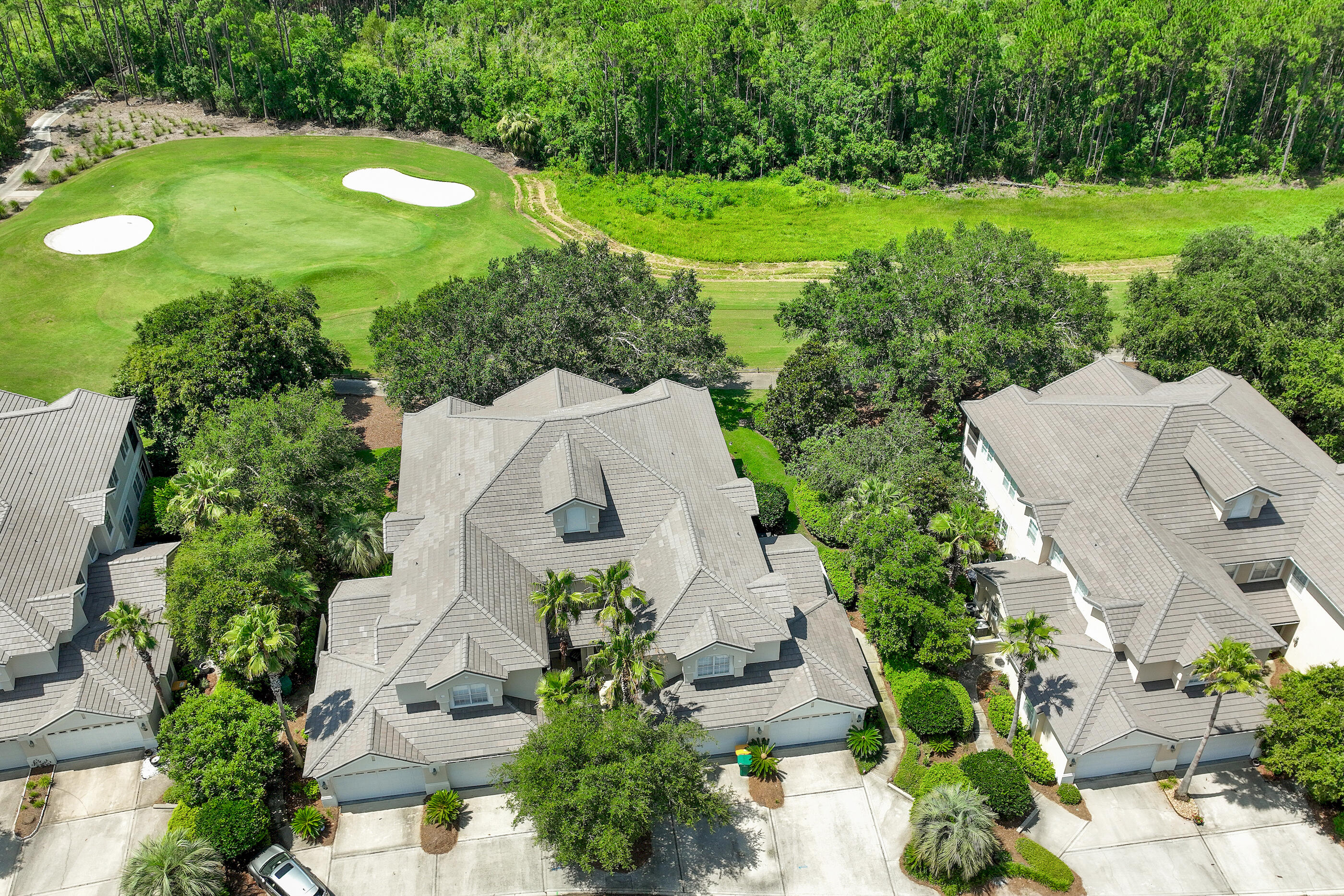 REGATTA BAY GOLF VILLAS - Residential