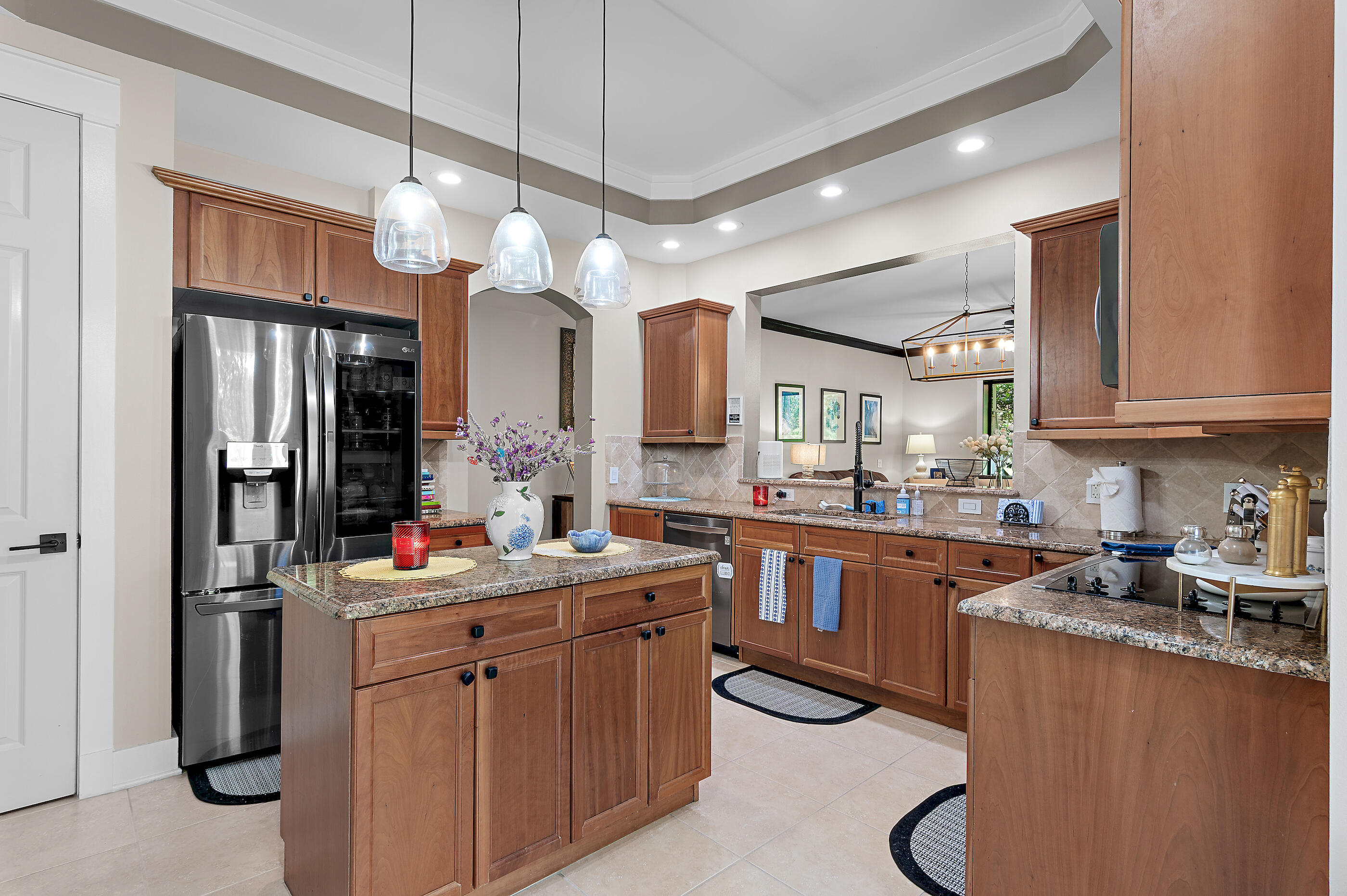 REGATTA BAY GOLF VILLAS - Residential