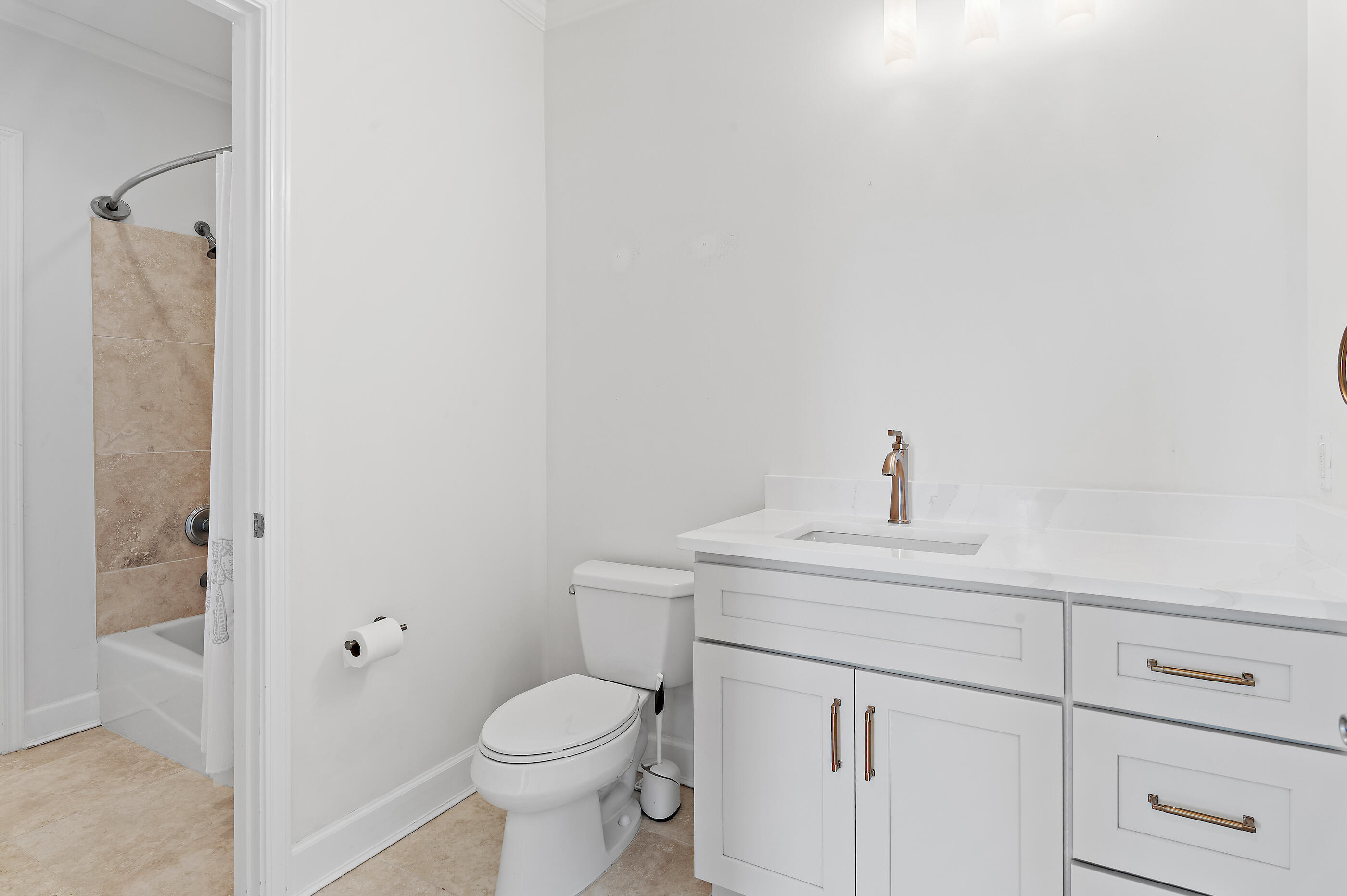 ONE WATER PLACE - Residential
