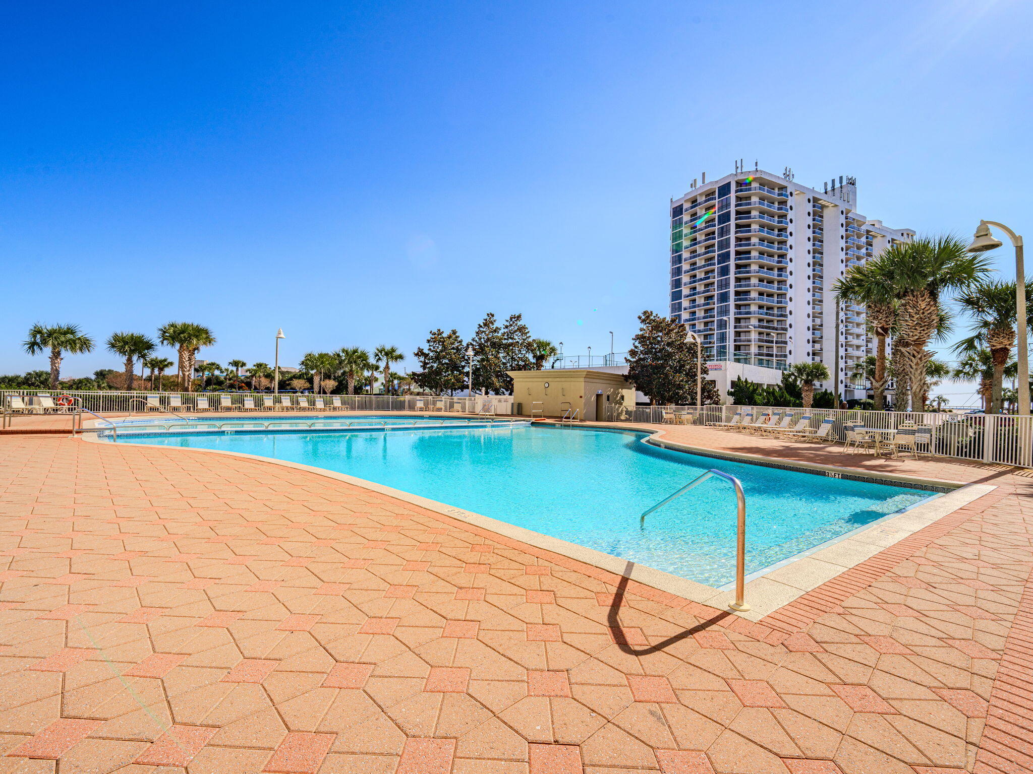 ARIEL DUNES - Residential