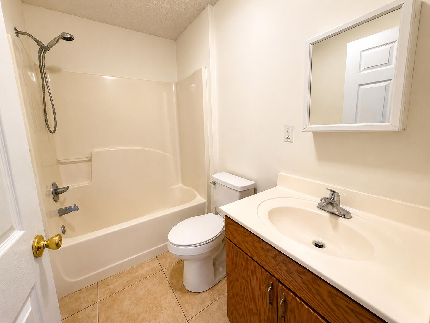 METES & BOUNDS - Residential Lease