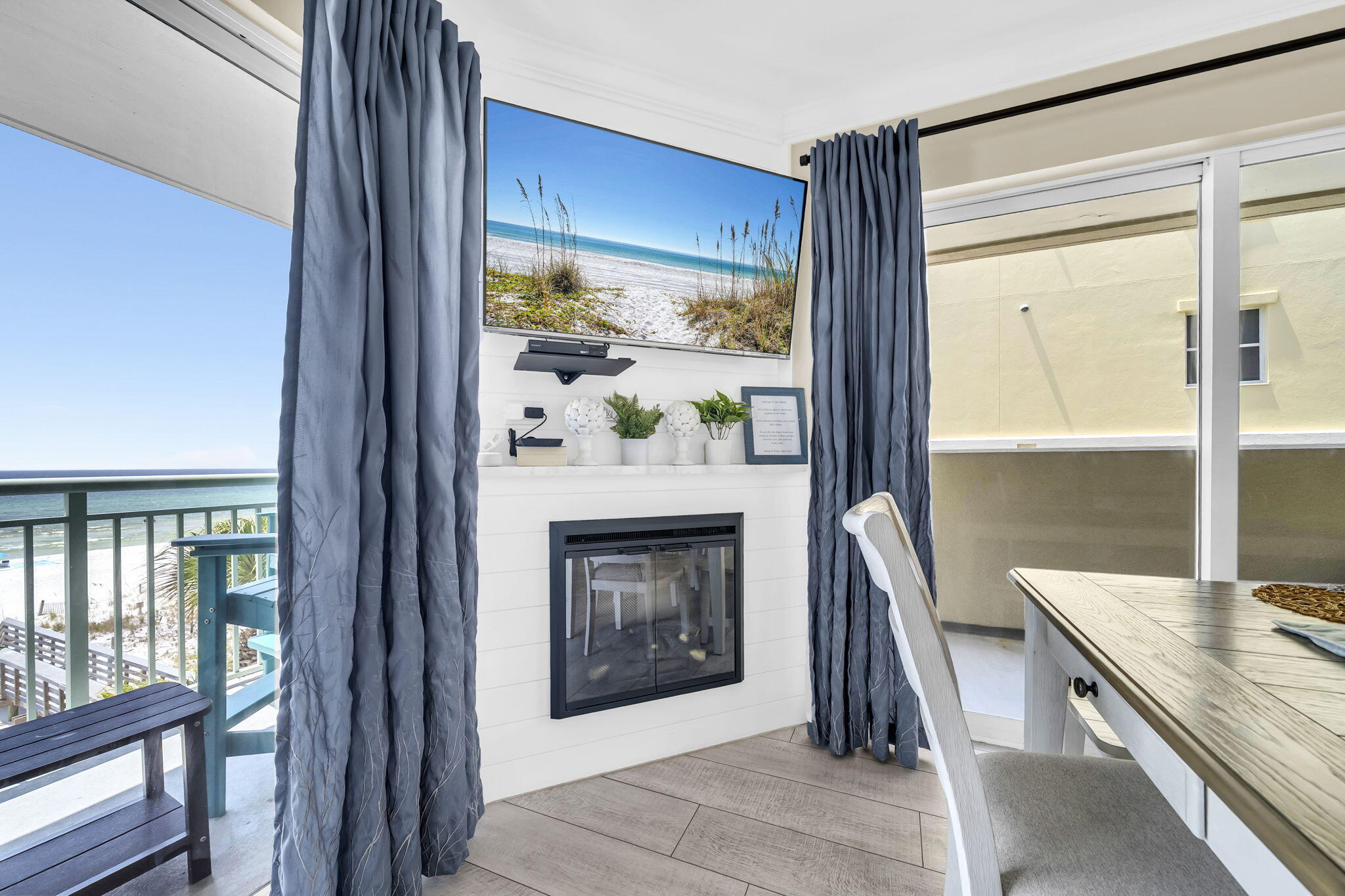 PELICAN ISLE - Residential