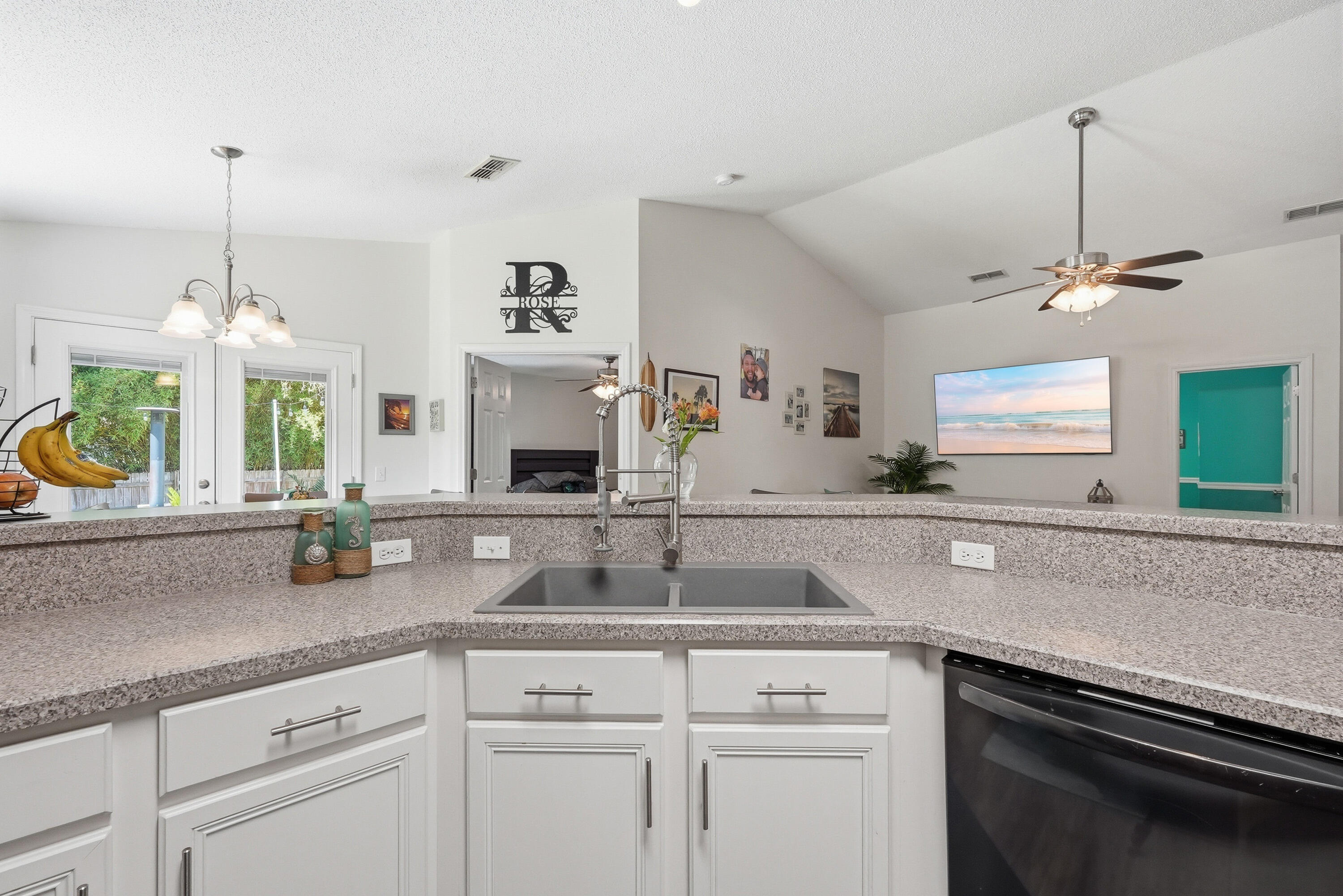 EVERGREEN SHORES 1ST ADDN - Residential