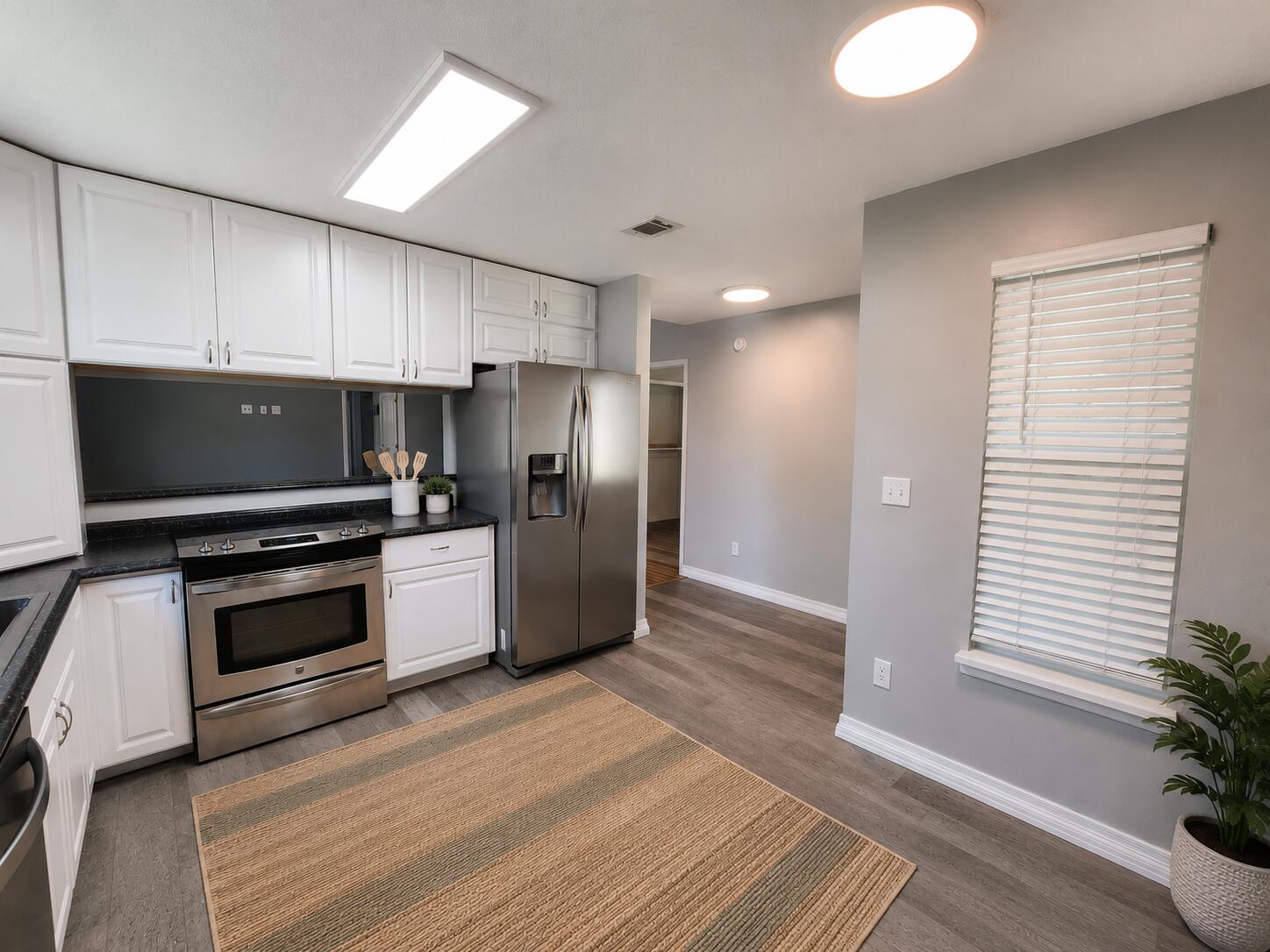 LIVE OAK MANORS - Residential