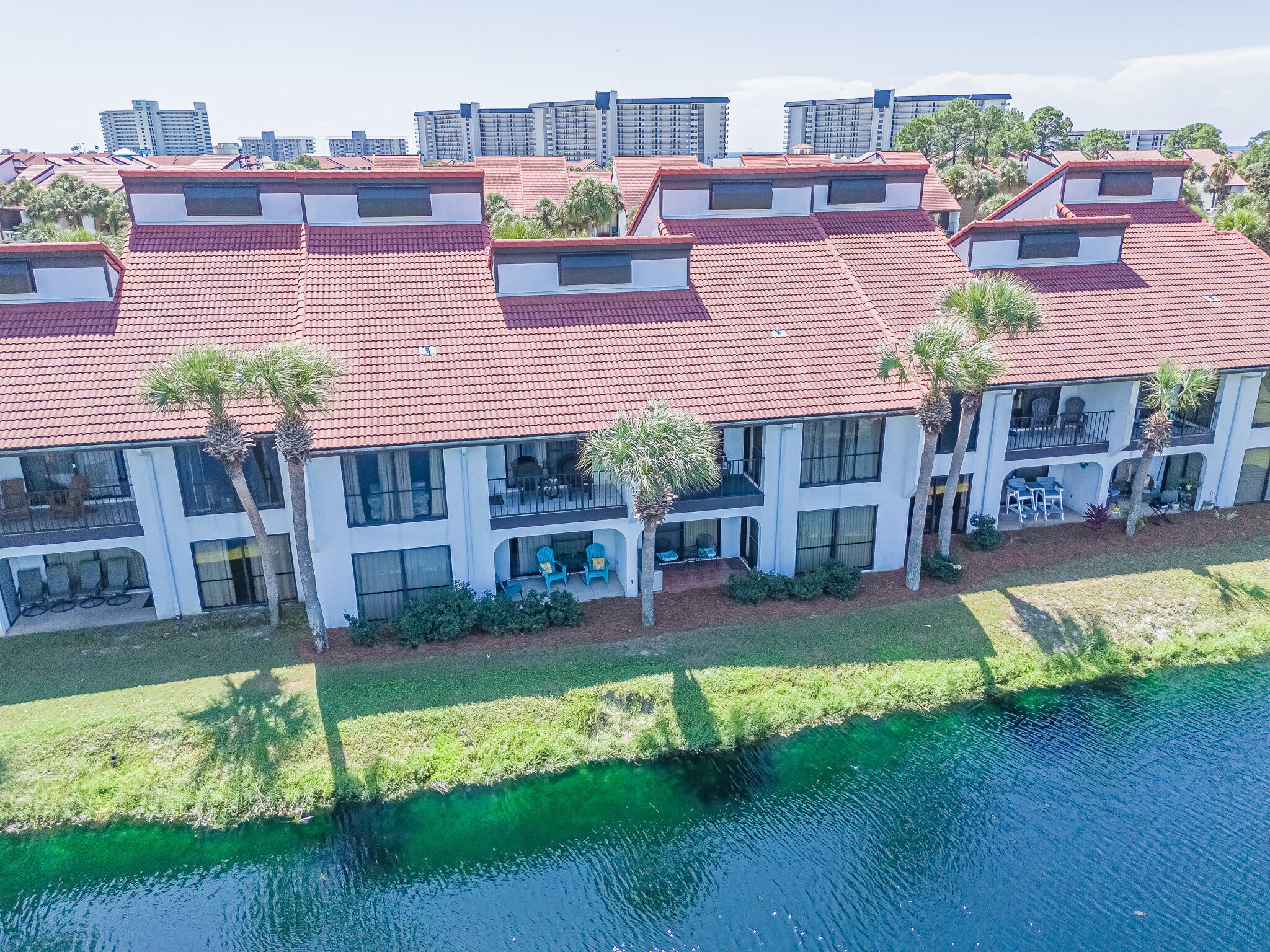 Edgewater Golf Villas V-A - Residential