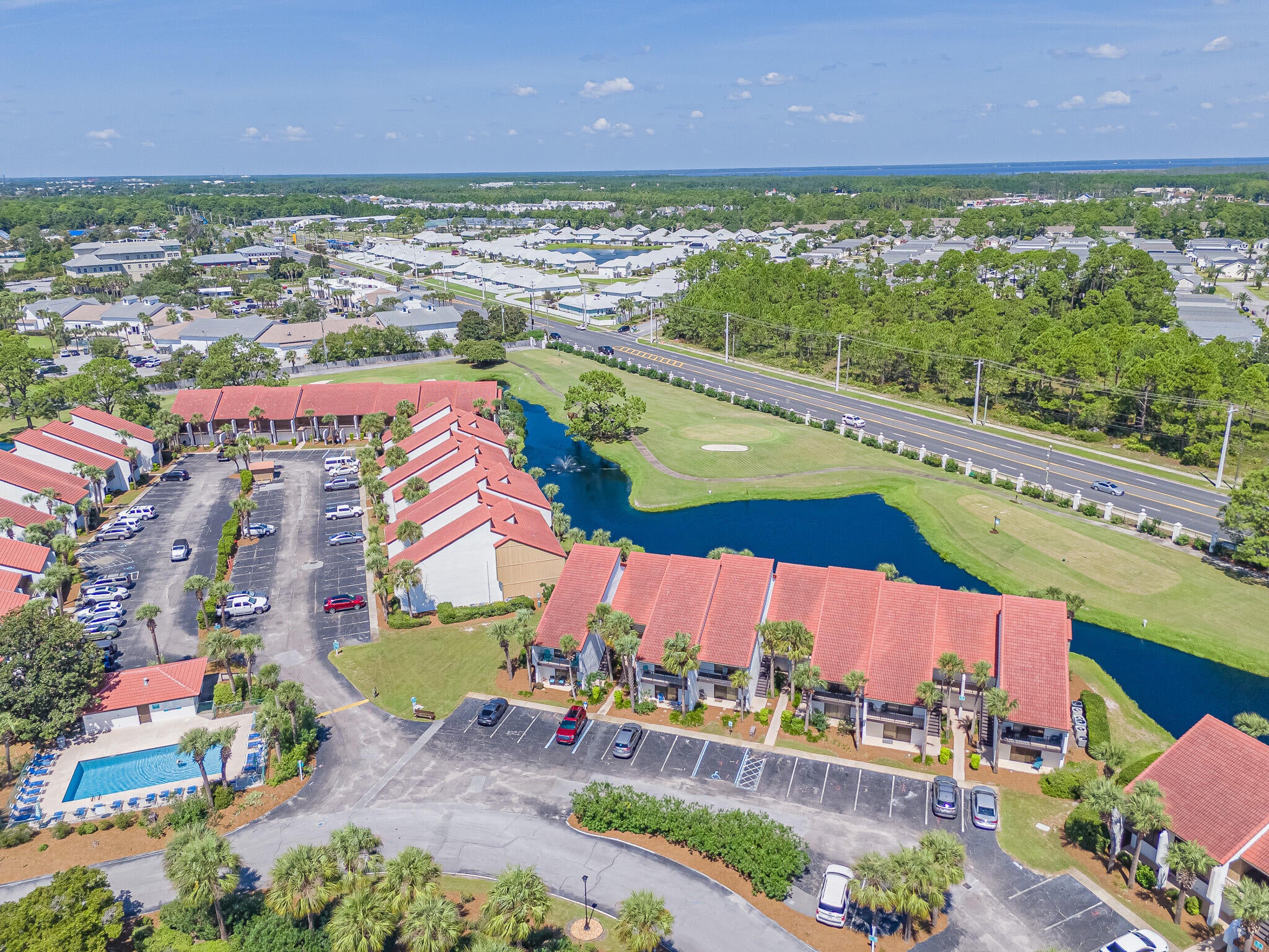 Edgewater Golf Villas V-A - Residential