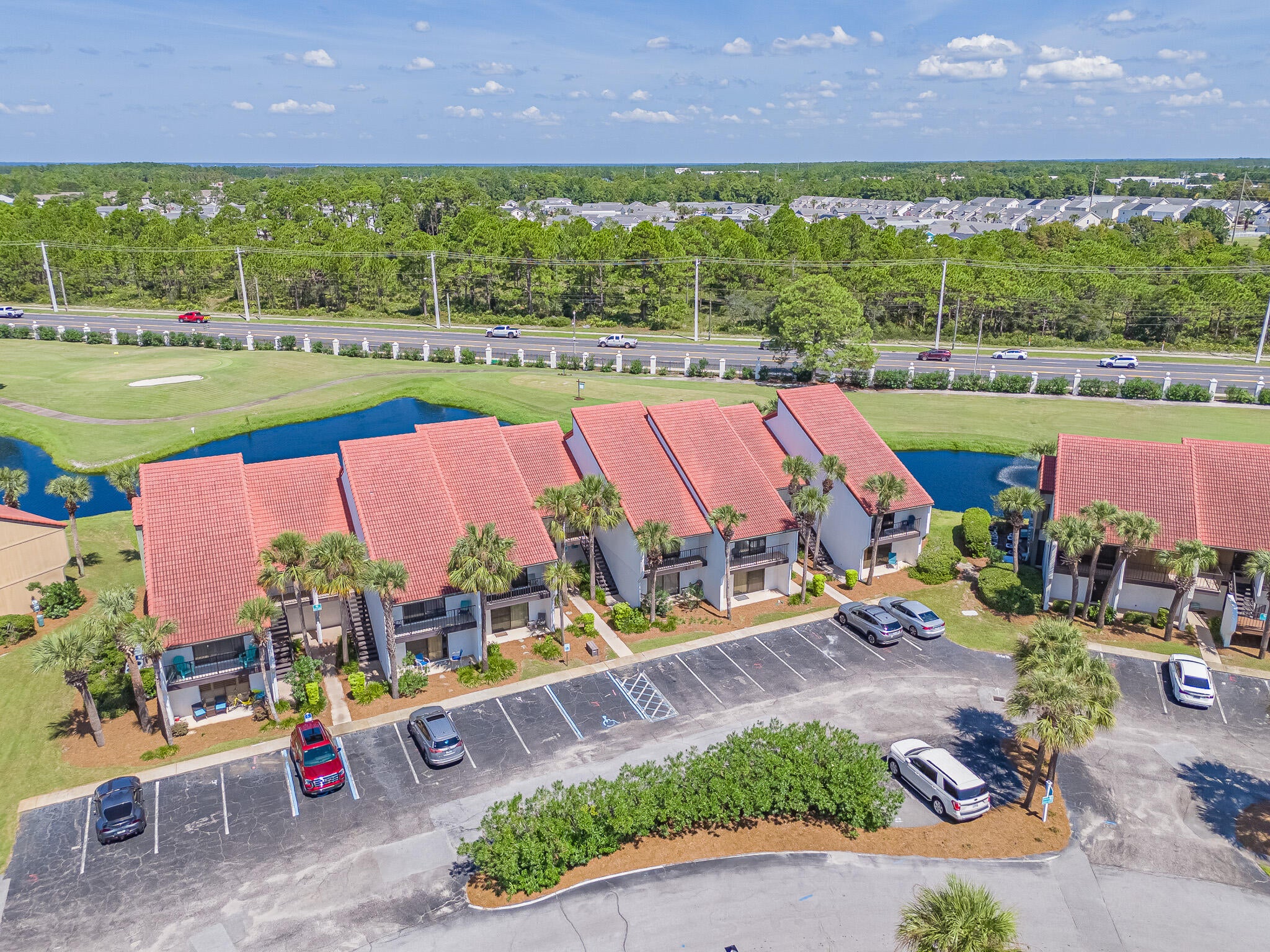 Edgewater Golf Villas V-A - Residential