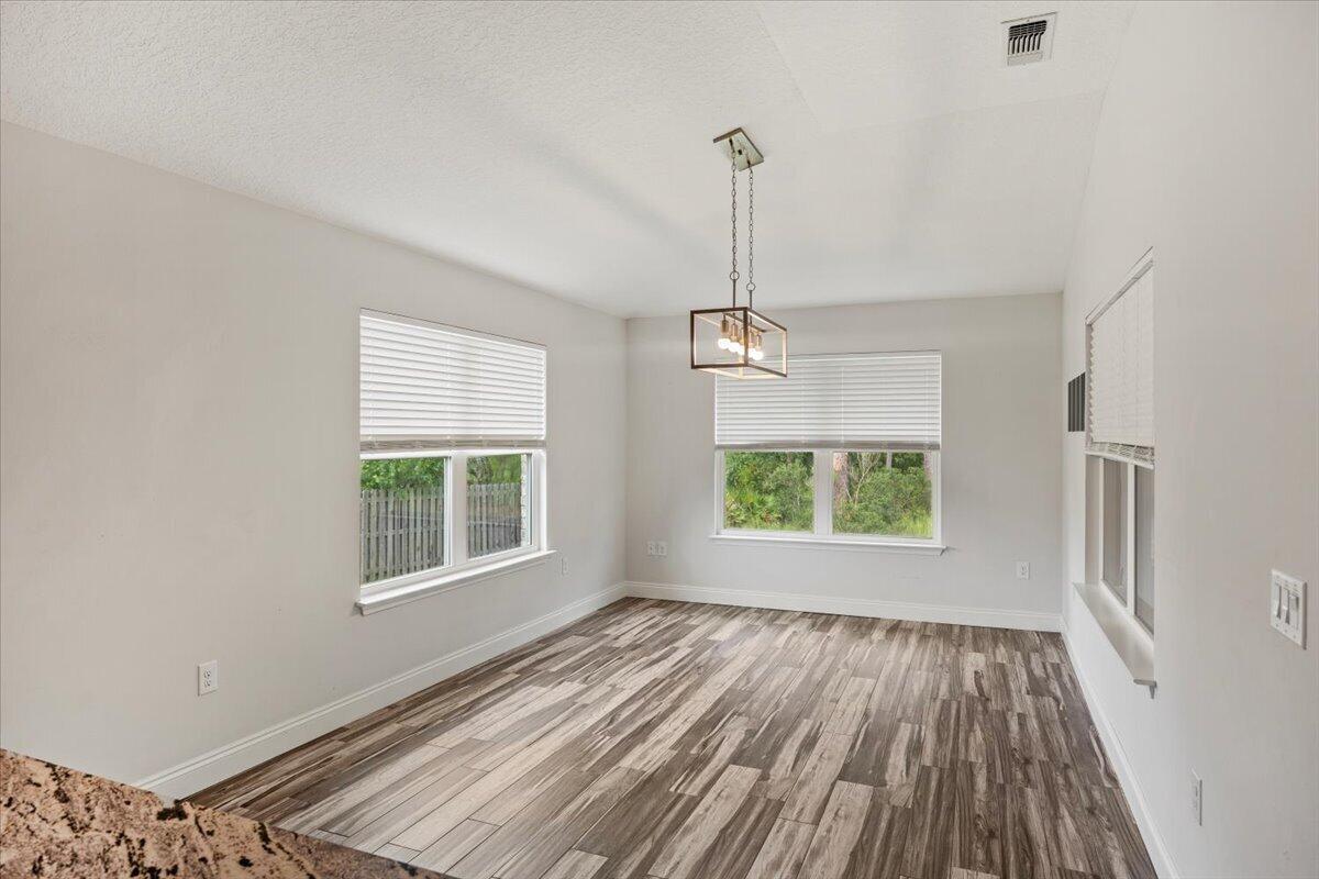 WHISPERING PINES - Residential