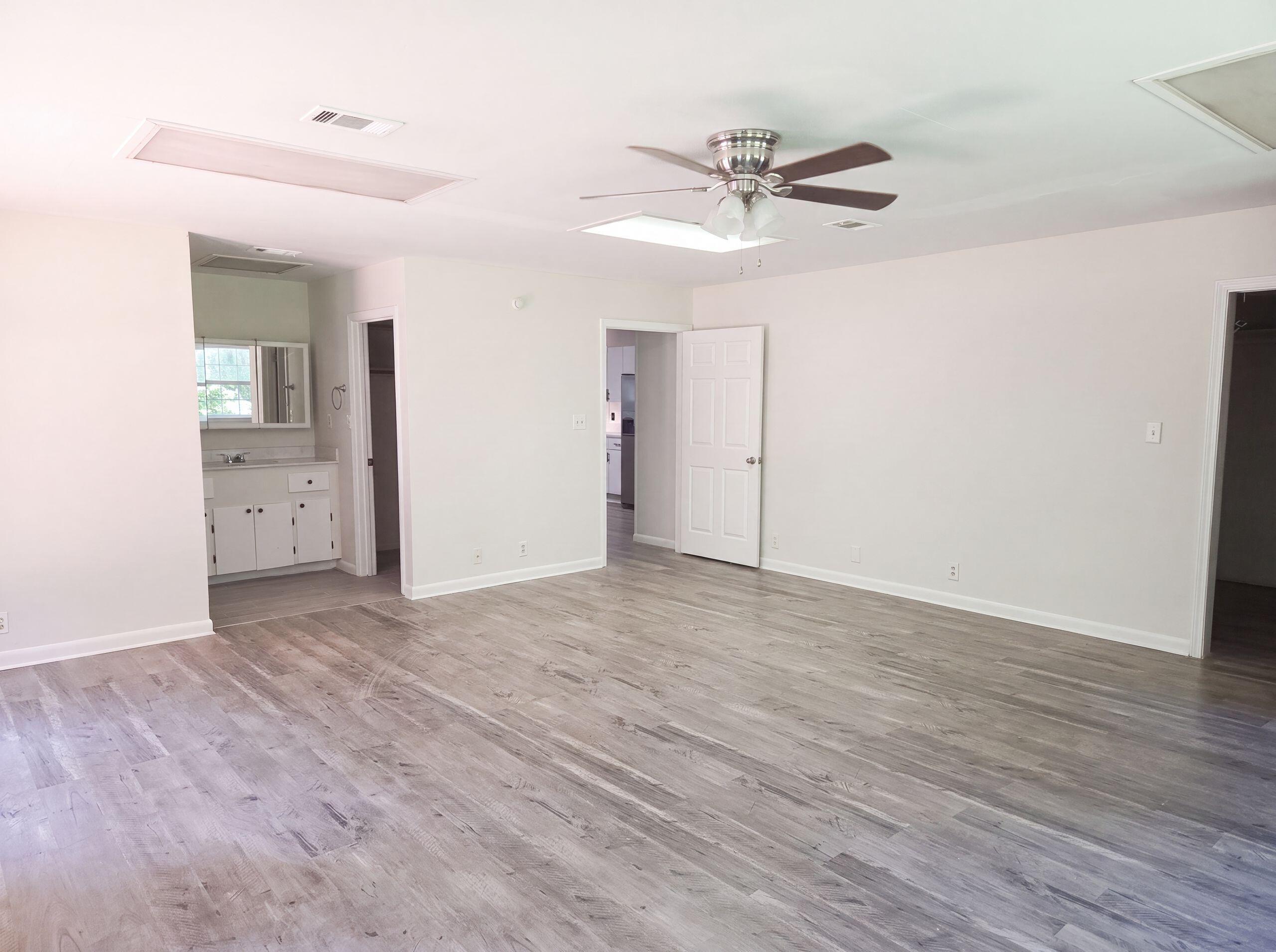 TOWN OF DEFUNIAK - Residential