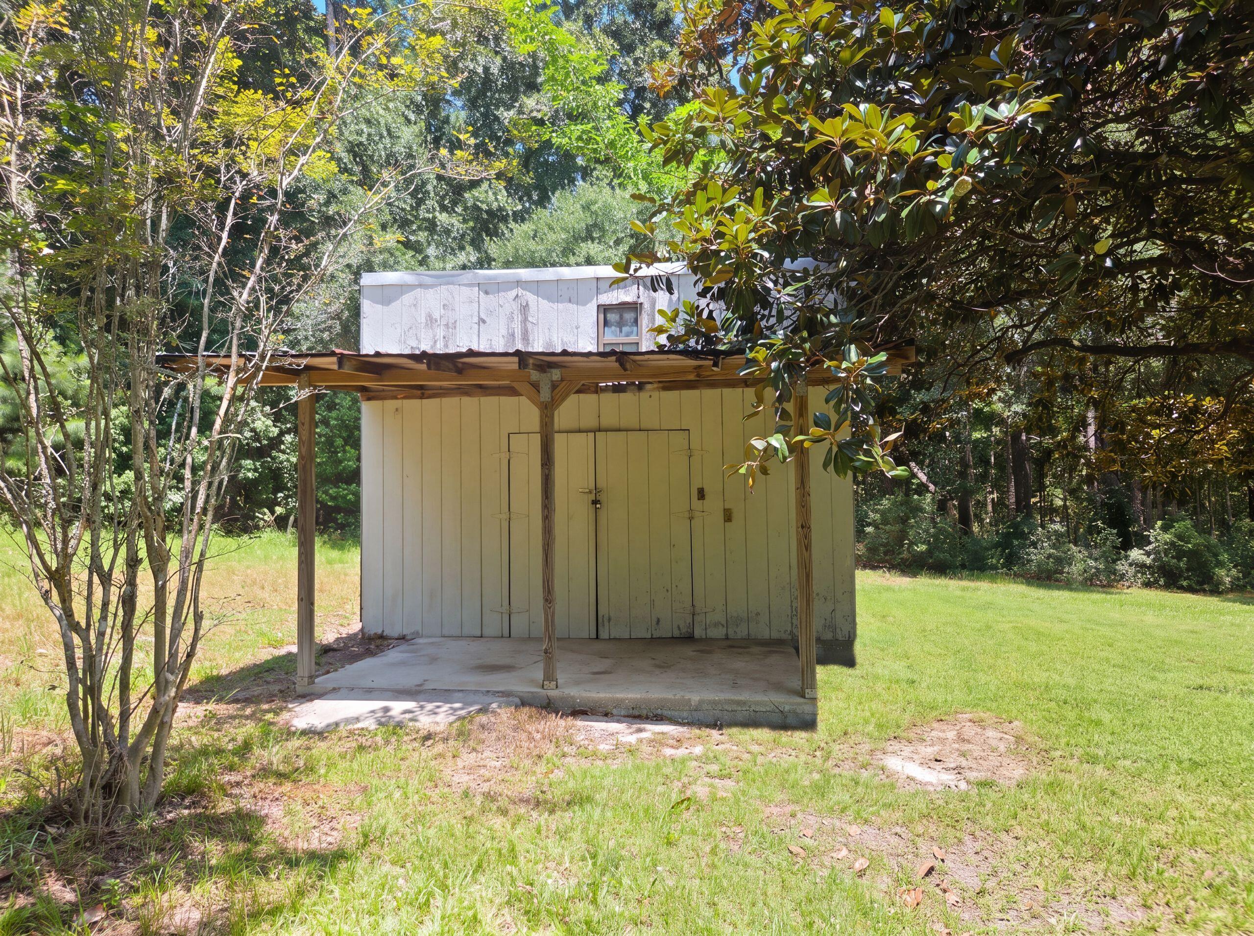 TOWN OF DEFUNIAK - Residential